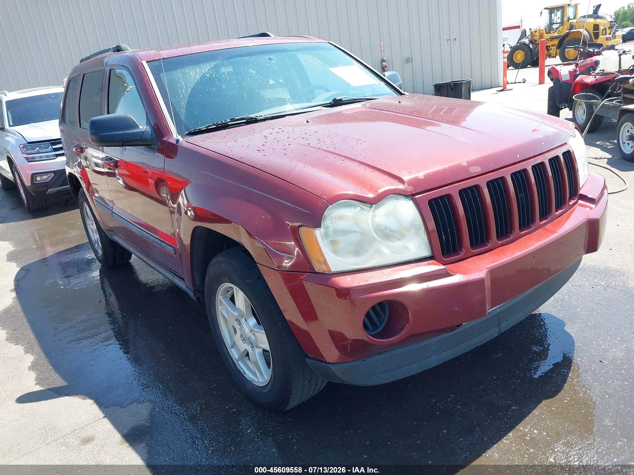 2007 Jeep Grand Cherokee Laredo Red vin: 1J8GR48K47C514081