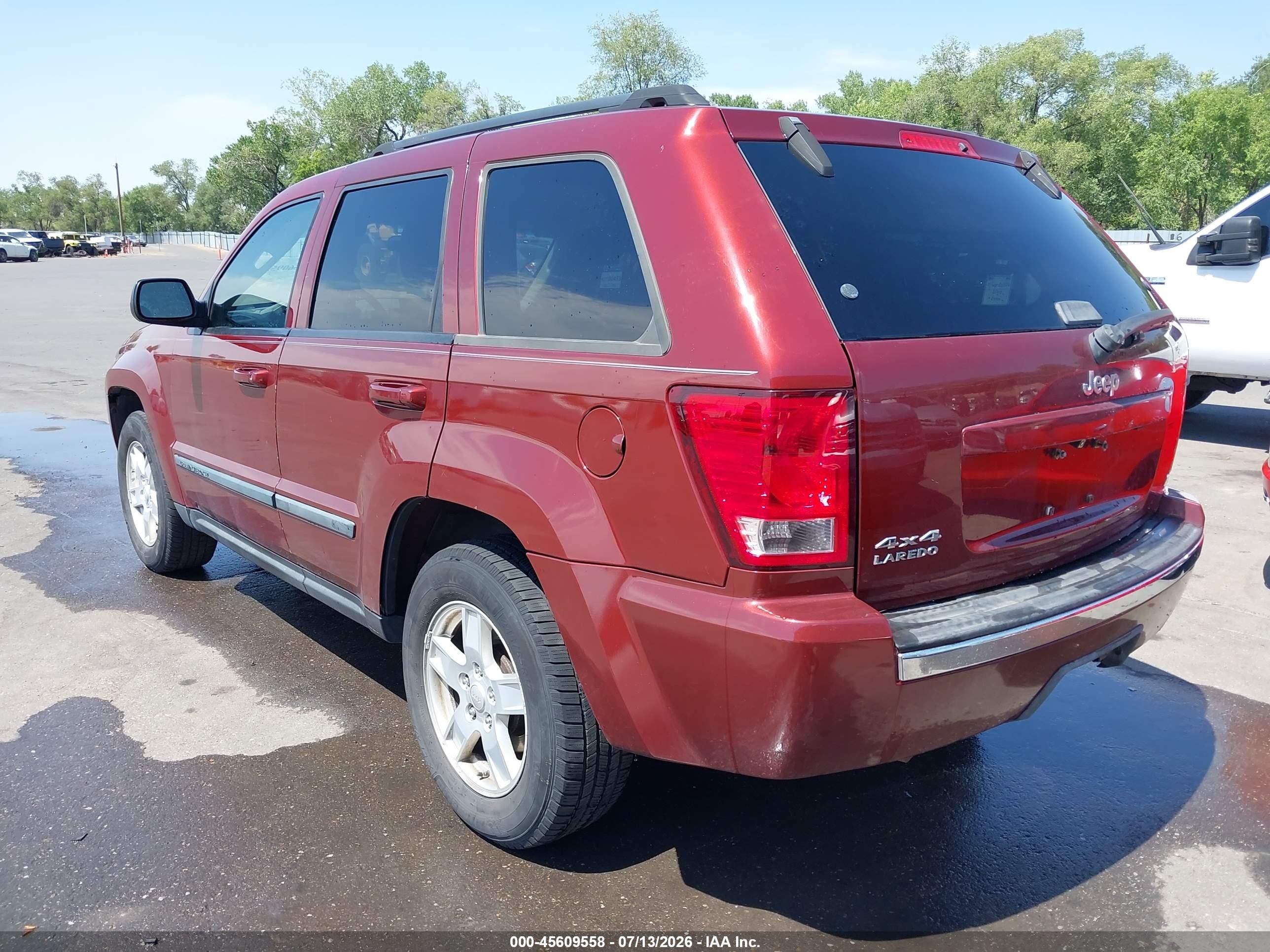 2007 Jeep Grand Cherokee Laredo Red vin: 1J8GR48K47C514081