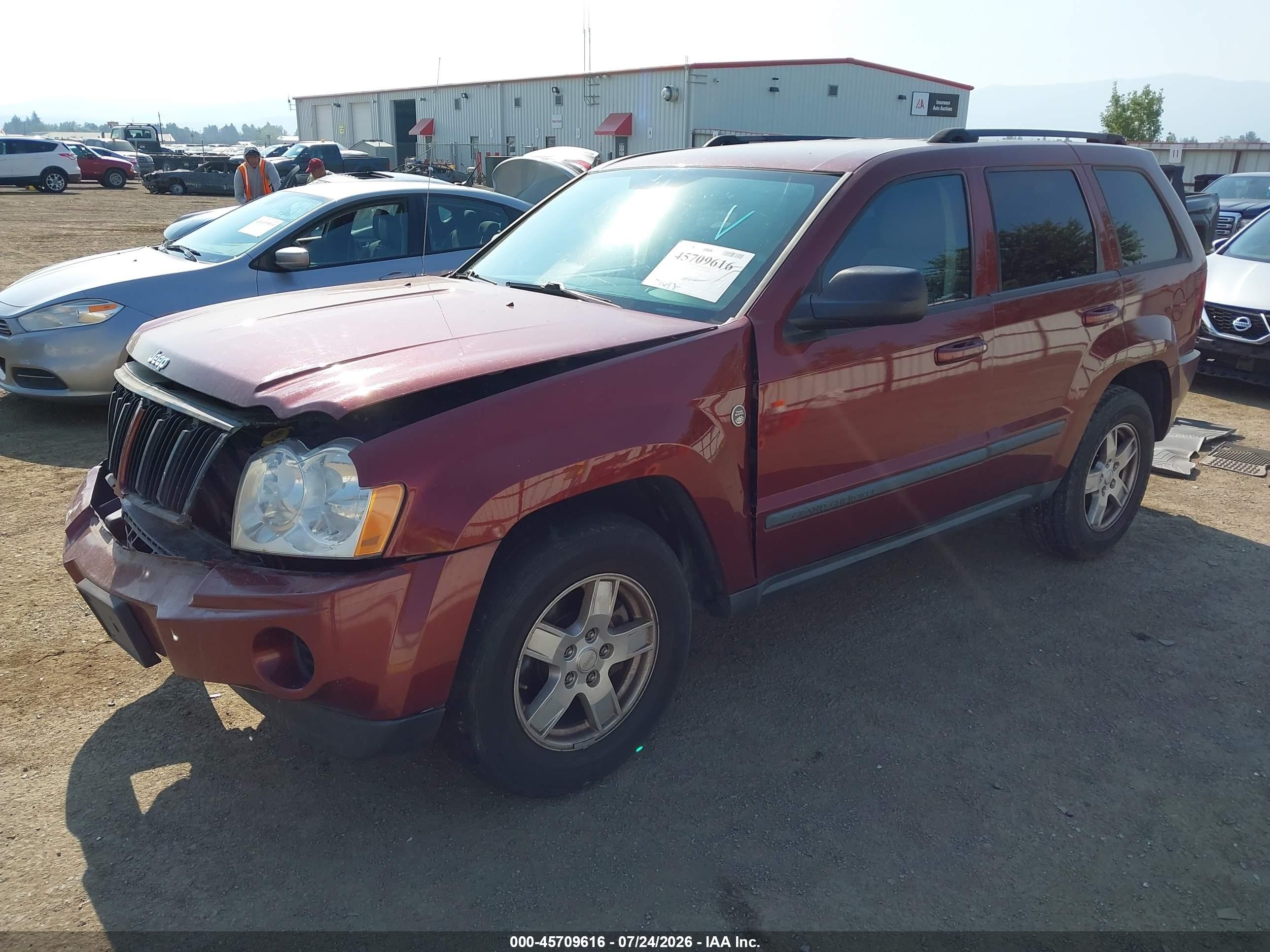 2007 Jeep Grand Cherokee Laredo Maroon vin: 1J8GR48K47C520091
