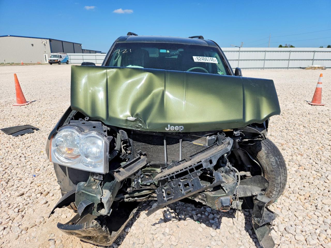 2007 Jeep Grand Cherokee Laredo Green vin: 1J8GR48K47C563975