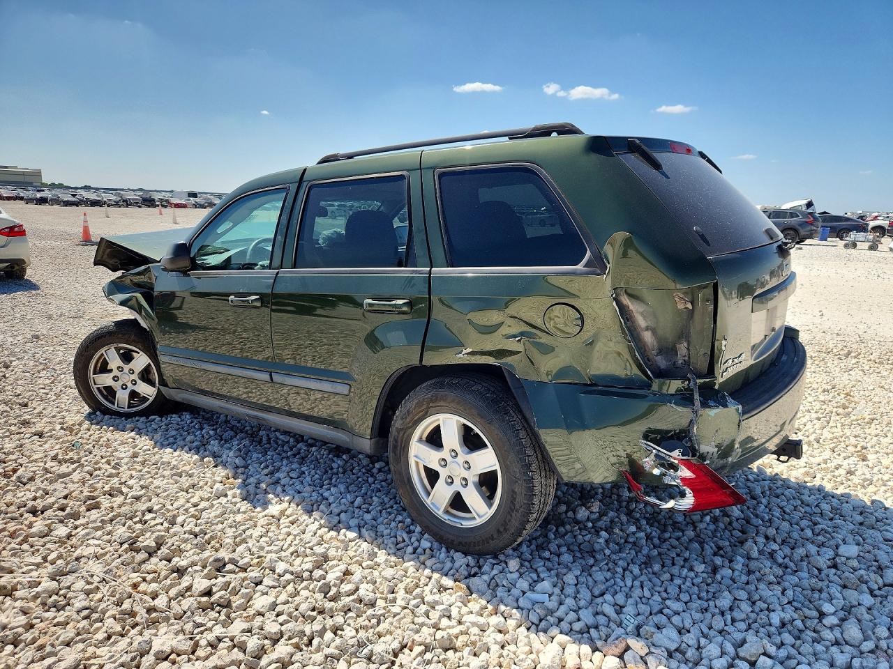 2007 Jeep Grand Cherokee Laredo Green vin: 1J8GR48K47C563975