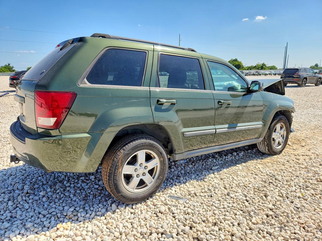 2007 Jeep Grand Cherokee Laredo Green vin: 1J8GR48K47C563975