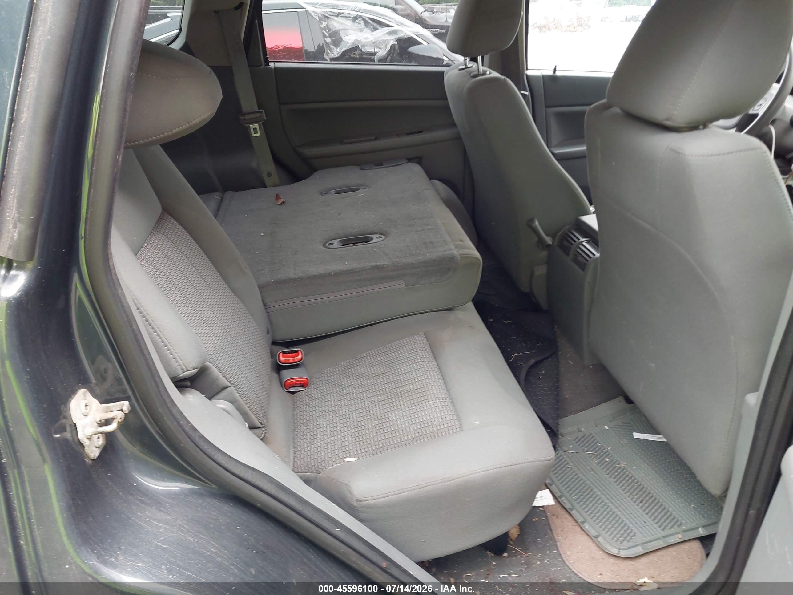 2007 Jeep Grand Cherokee Laredo Gray vin: 1J8GR48K47C607151