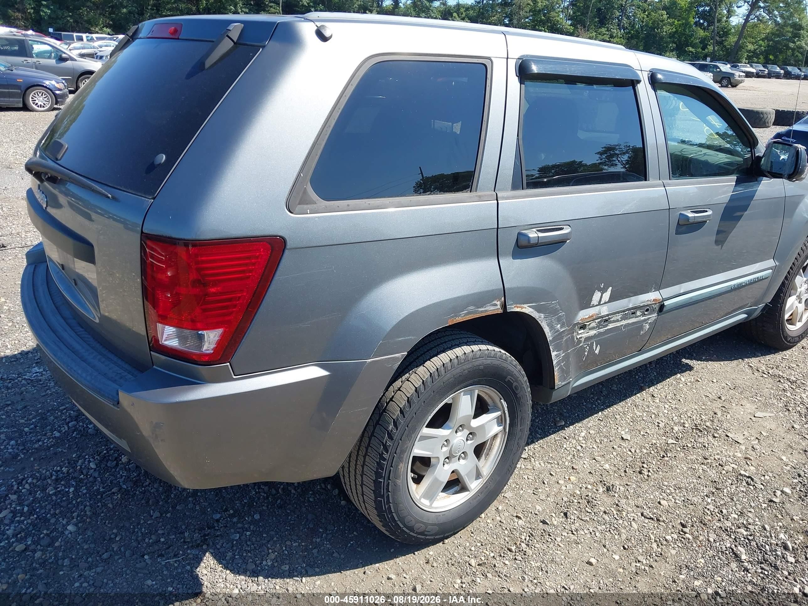 2007 Jeep Grand Cherokee Laredo Gray vin: 1J8GR48K47C681623
