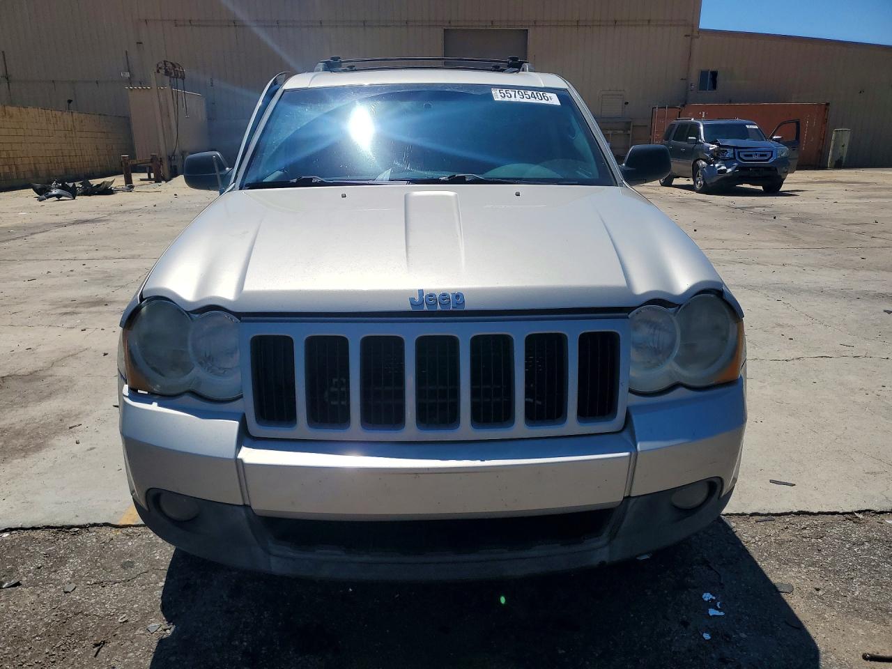 2008 Jeep Grand Cherokee Laredo Желто-коричневый vin: 1J8GR48K48C137964
