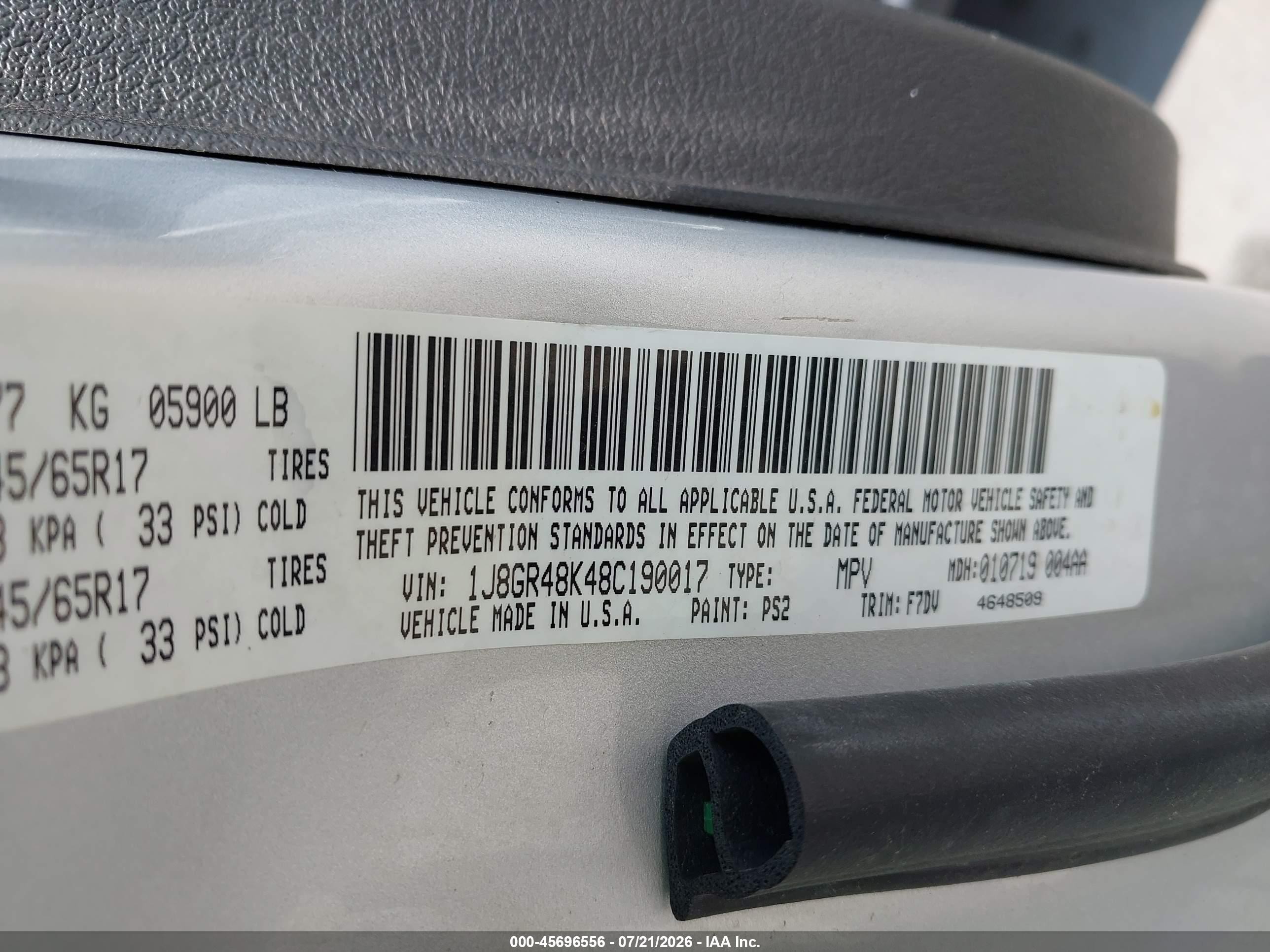 2008 Jeep Grand Cherokee Laredo Серебряный vin: 1J8GR48K48C190017