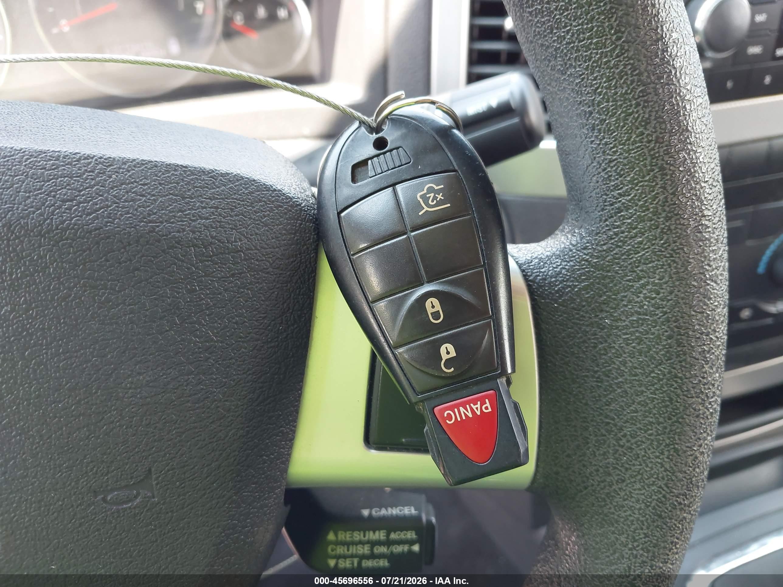 2008 Jeep Grand Cherokee Laredo Серебряный vin: 1J8GR48K48C190017