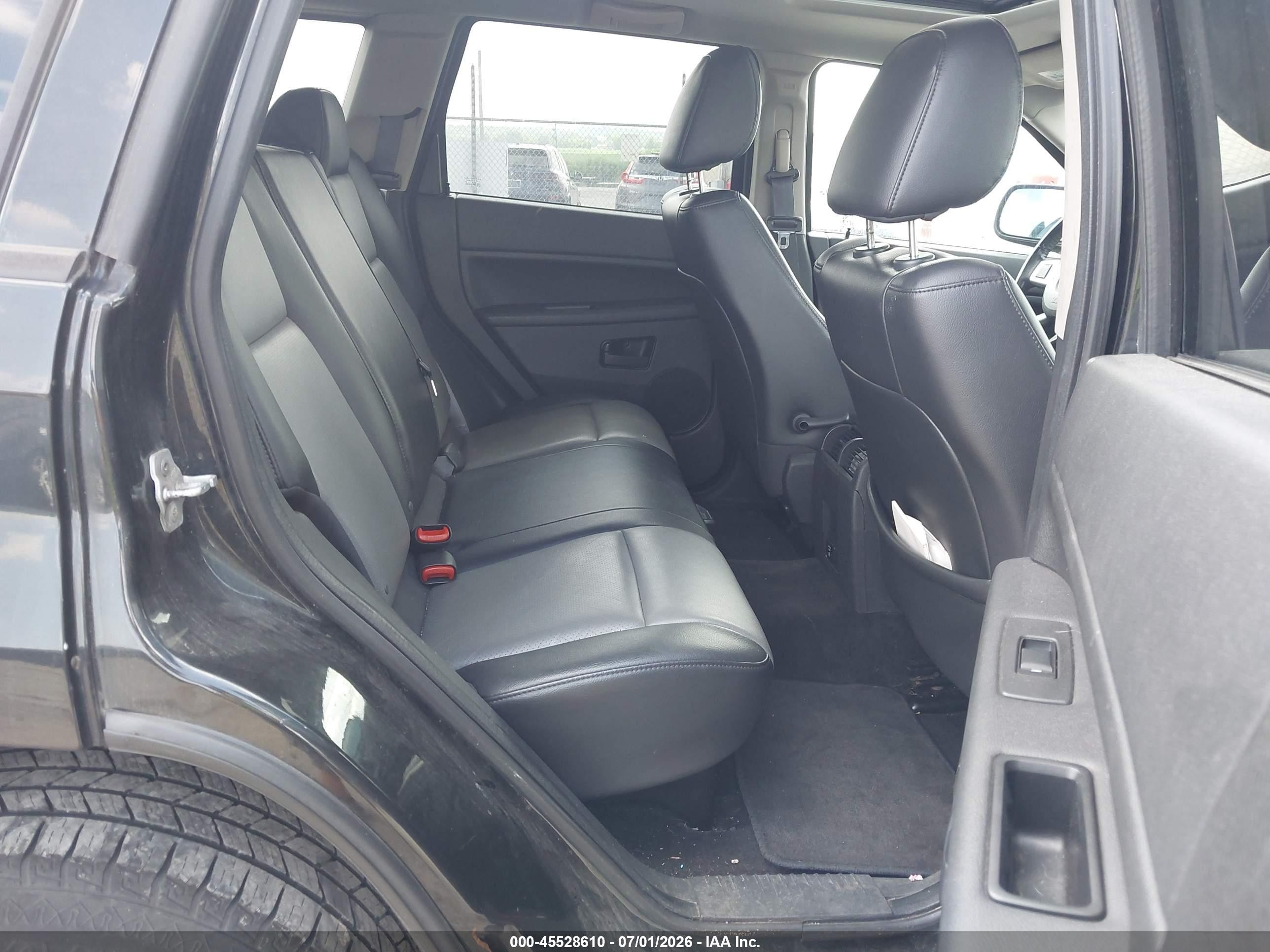 2008 Jeep Grand Cherokee Laredo Black vin: 1J8GR48K48C226028