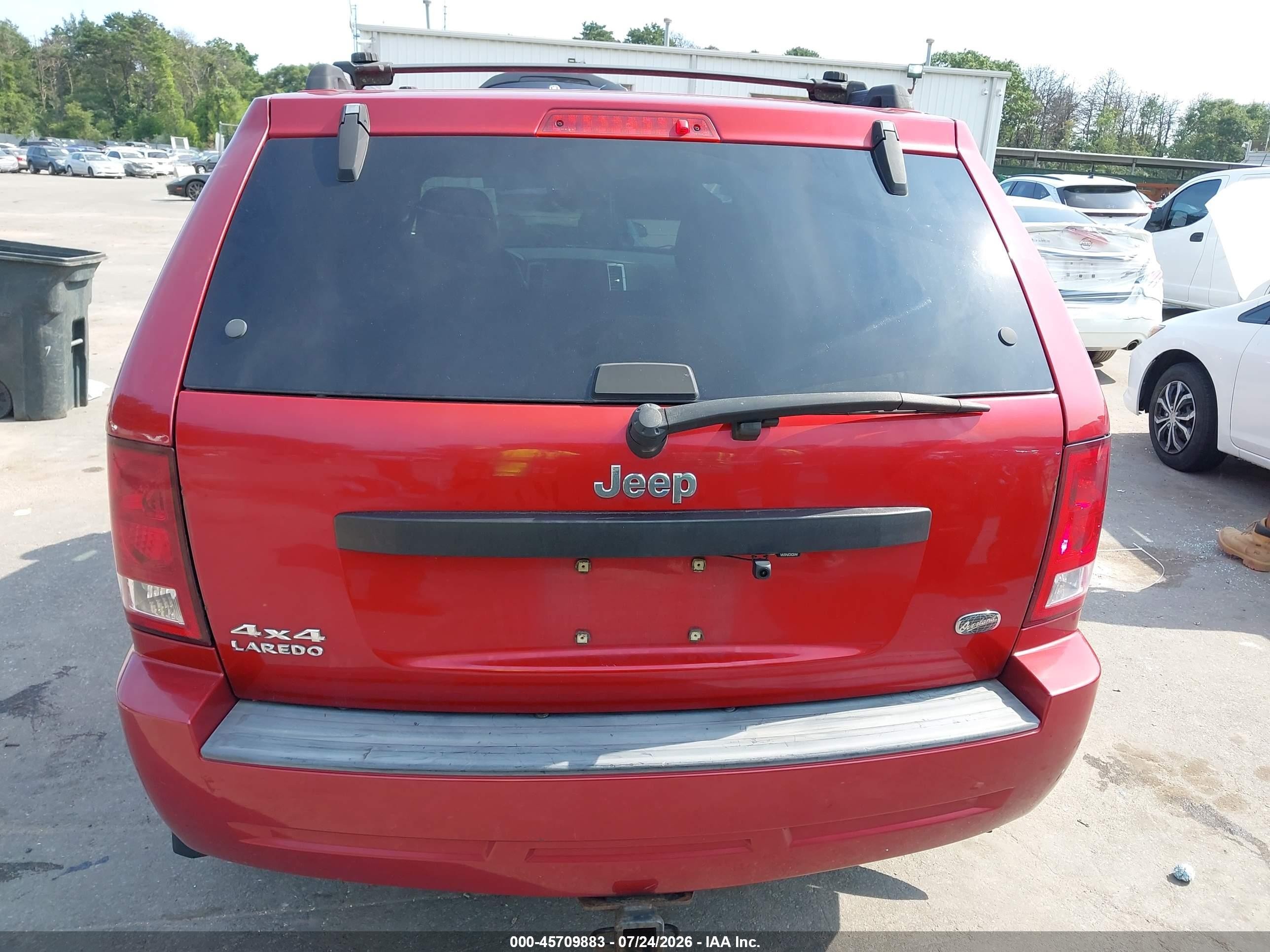 2009 Jeep Grand Cherokee Laredo Red vin: 1J8GR48K49C554308
