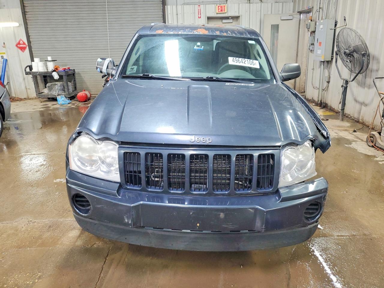 2007 Jeep Grand Cherokee Laredo/columbia/freedom Gray vin: 1J8GR48K57C615436