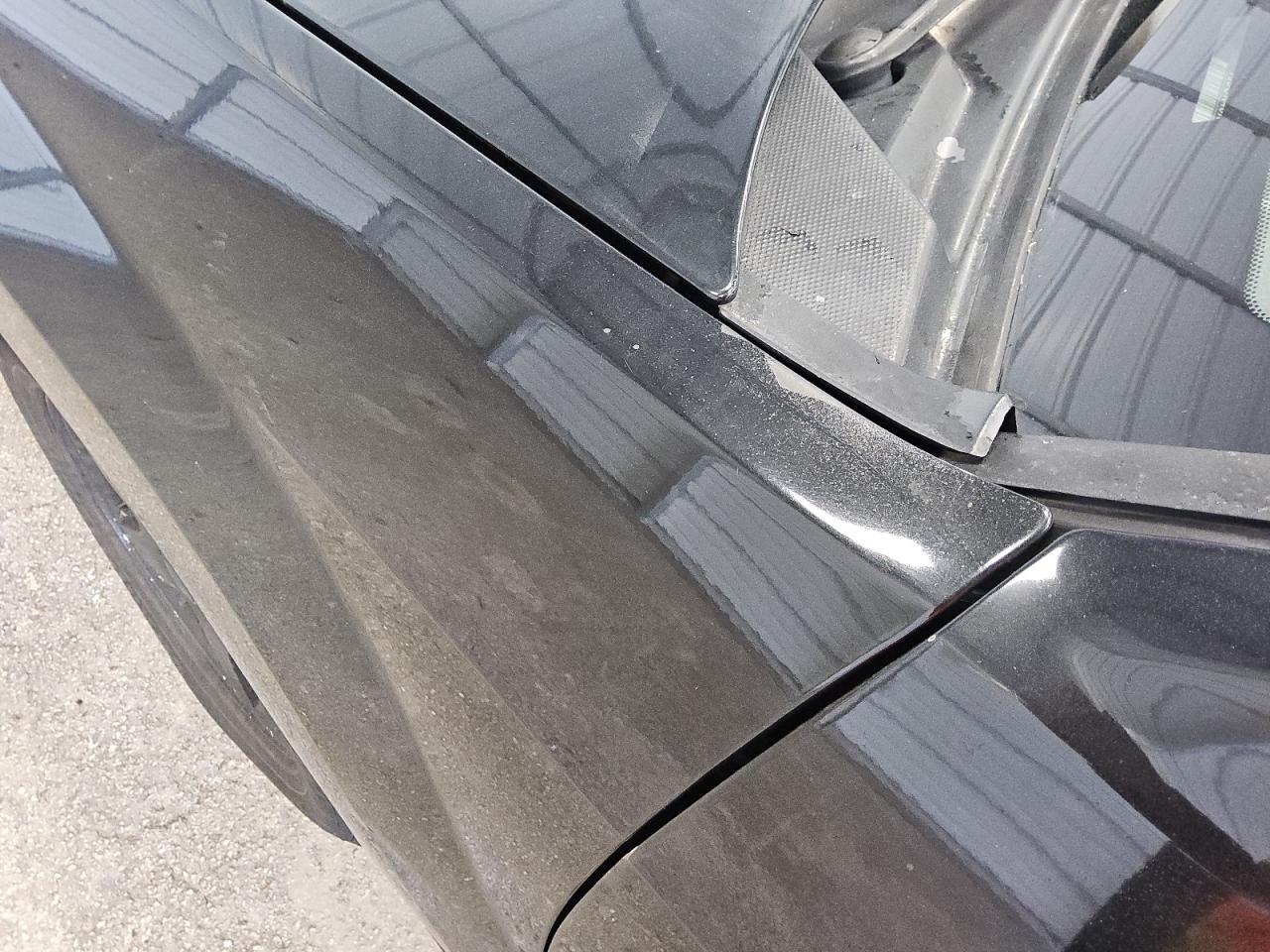 2007 Jeep Grand Cherokee Laredo Black vin: 1J8GR48K57C619616 Damage: Left Front Fender, Dent(S) W/ Paint Dmg, 5 To 6 Inches