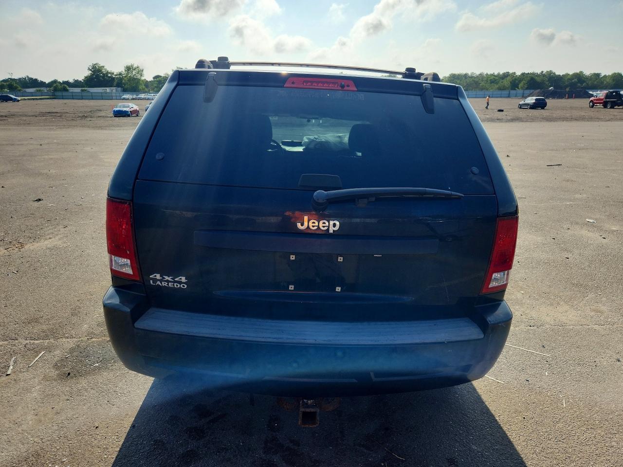 2007 Jeep Grand Cherokee Laredo Black vin: 1J8GR48K57C680058