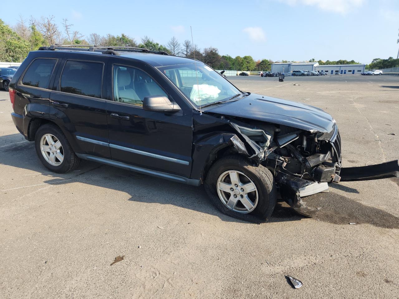2007 Jeep Grand Cherokee Laredo Black vin: 1J8GR48K57C680058