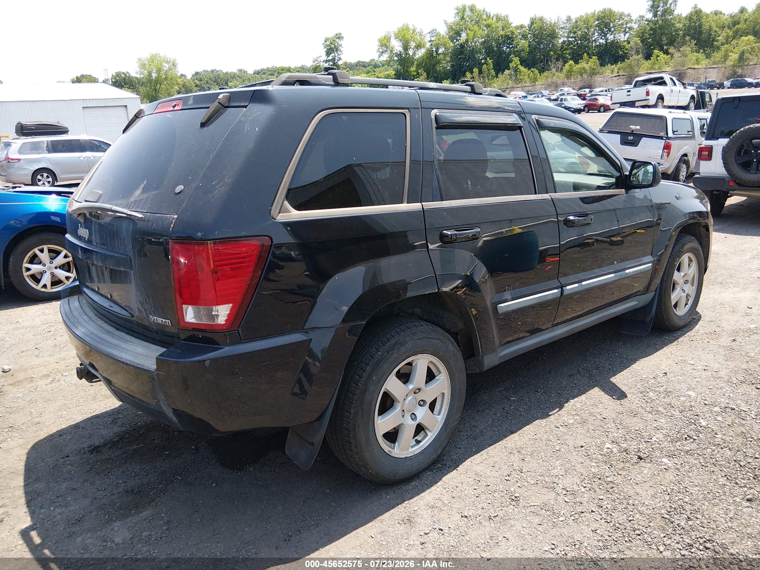2008 Jeep Grand Cherokee Laredo Black vin: 1J8GR48K58C137293