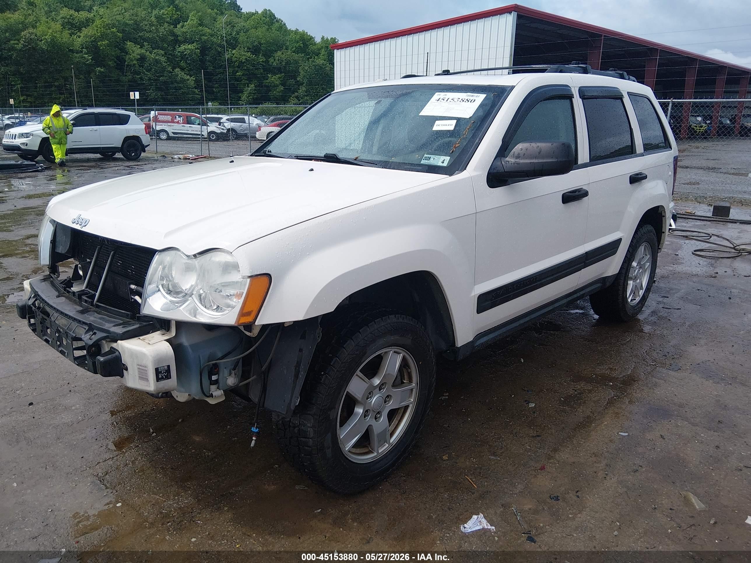 2005 Jeep Grand Cherokee Laredo White vin: 1J8GR48K65C575736