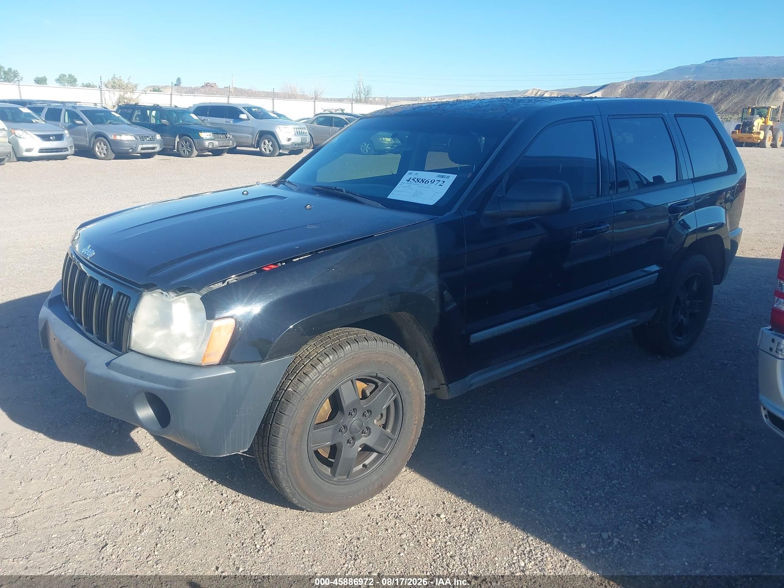 2007 Jeep Grand Cherokee Laredo Black vin: 1J8GR48K67C522750