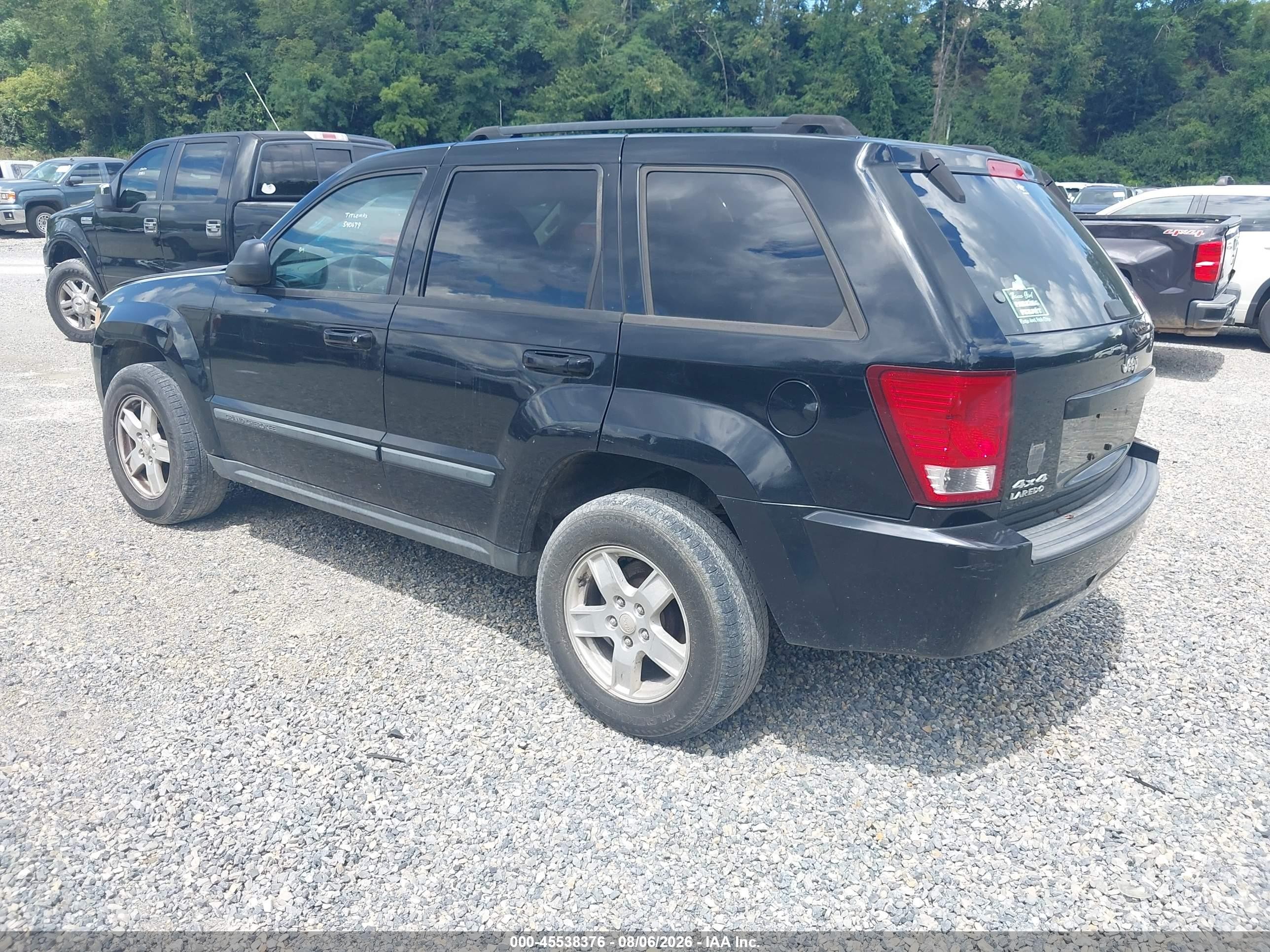2007 Jeep Grand Cherokee Laredo Black vin: 1J8GR48K67C540679
