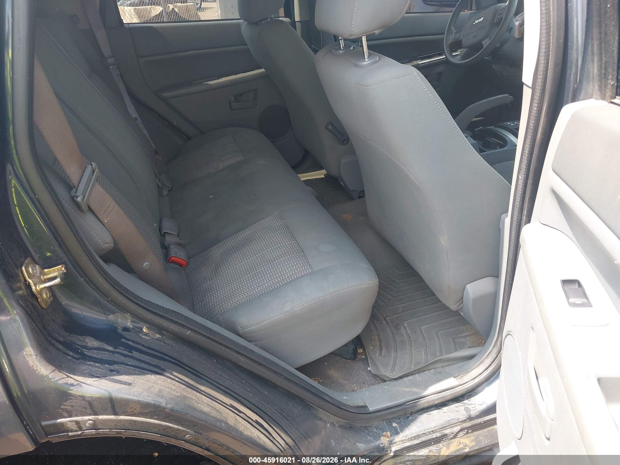 2007 Jeep Grand Cherokee Laredo Blue vin: 1J8GR48K67C554971