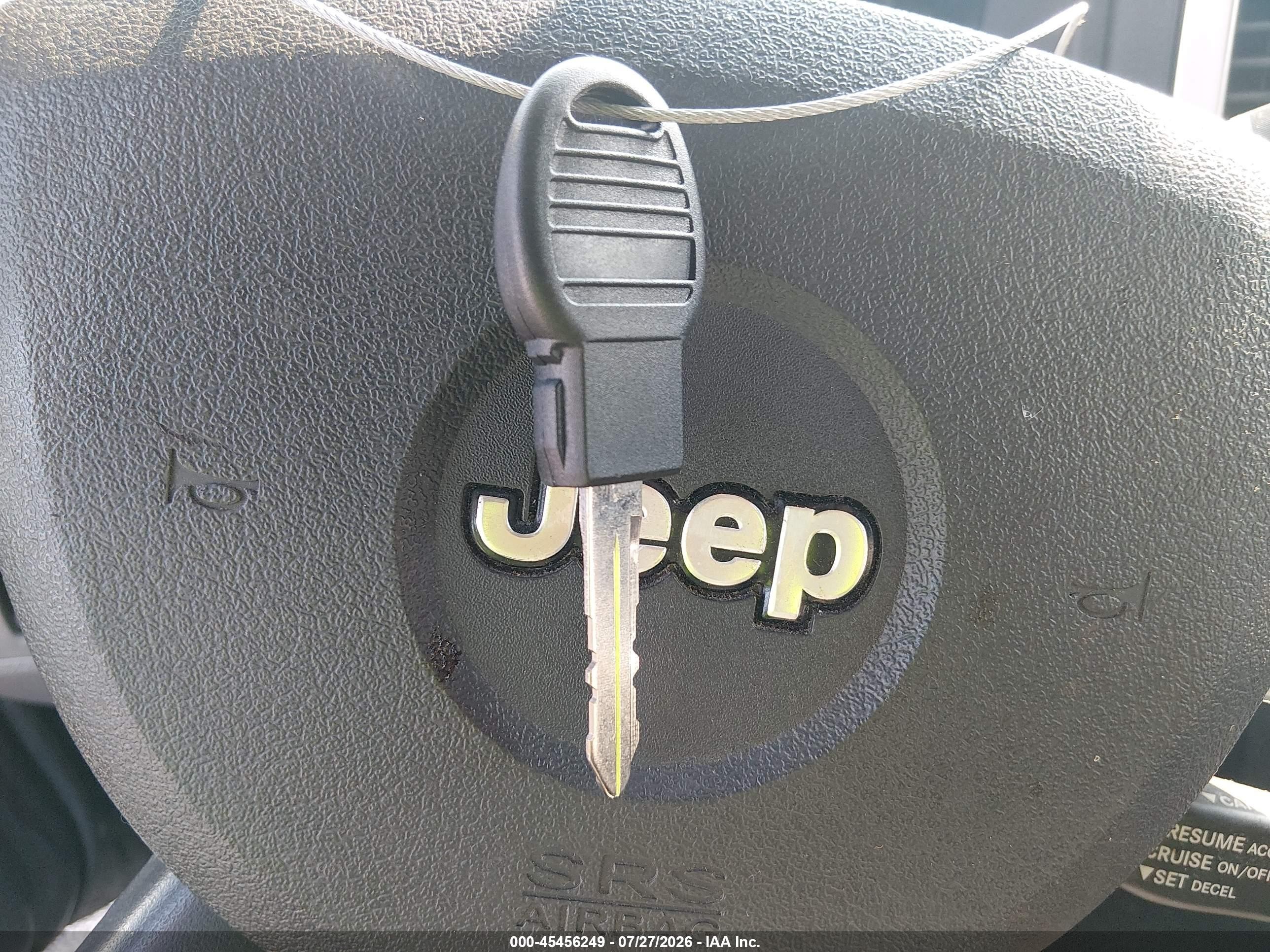 2009 Jeep Grand Cherokee Laredo Blue vin: 1J8GR48K69C534593