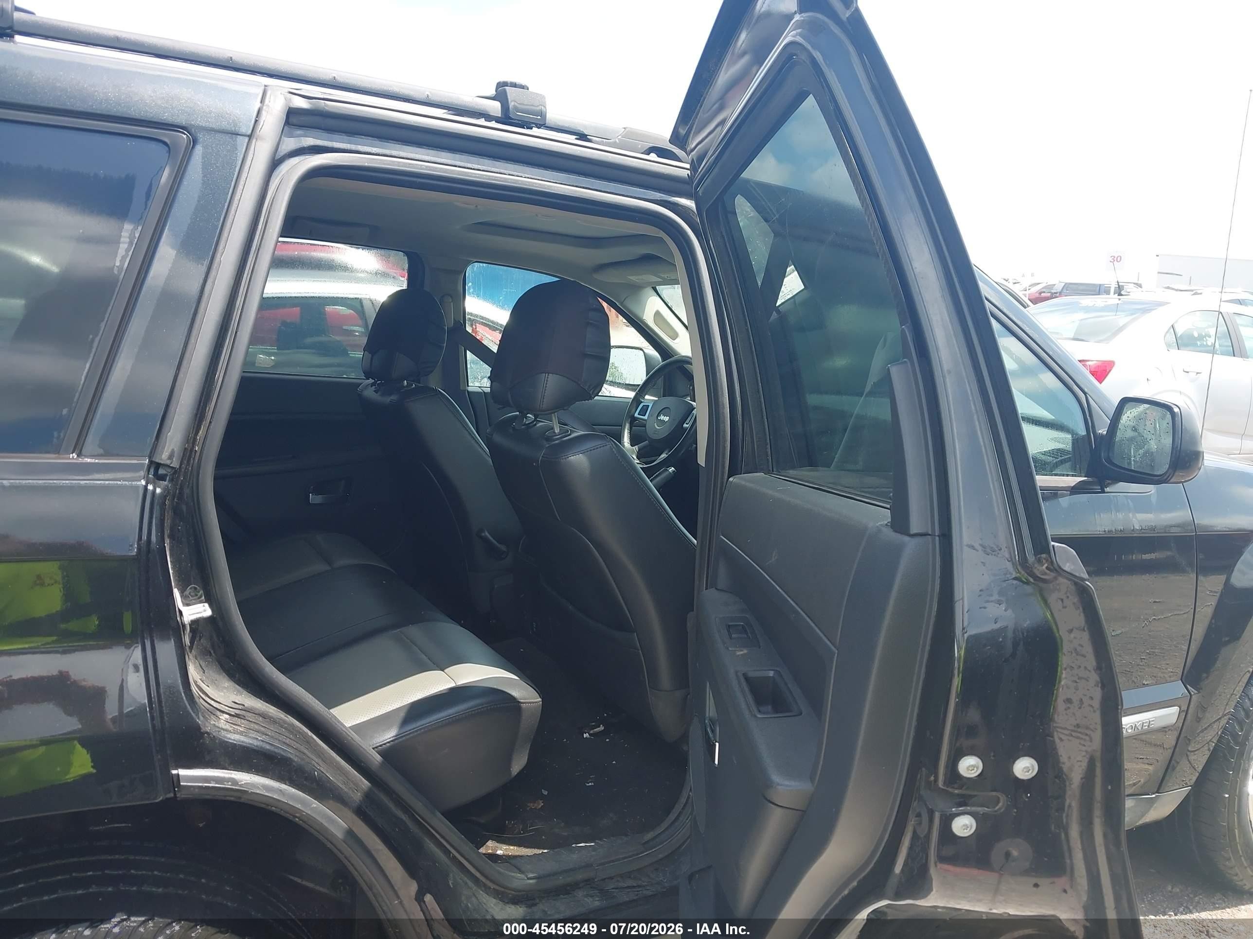 2009 Jeep Grand Cherokee Laredo Blue vin: 1J8GR48K69C534593