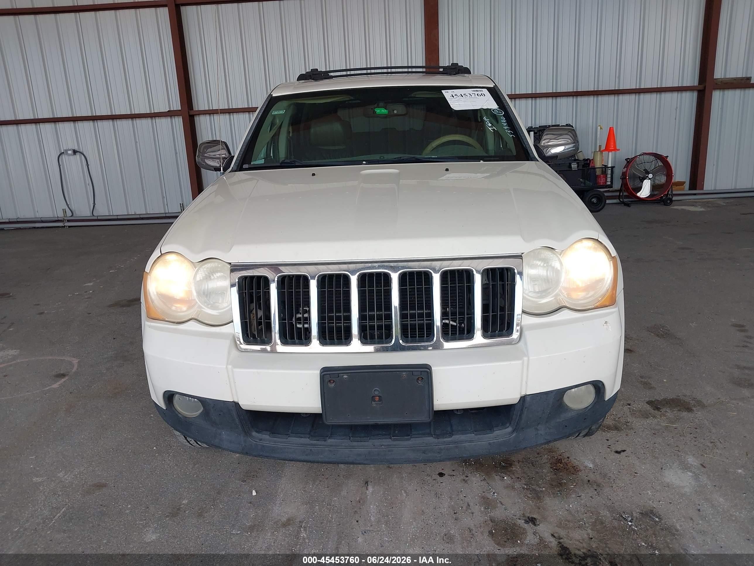 2009 Jeep Grand Cherokee Laredo White vin: 1J8GR48K69C539440
