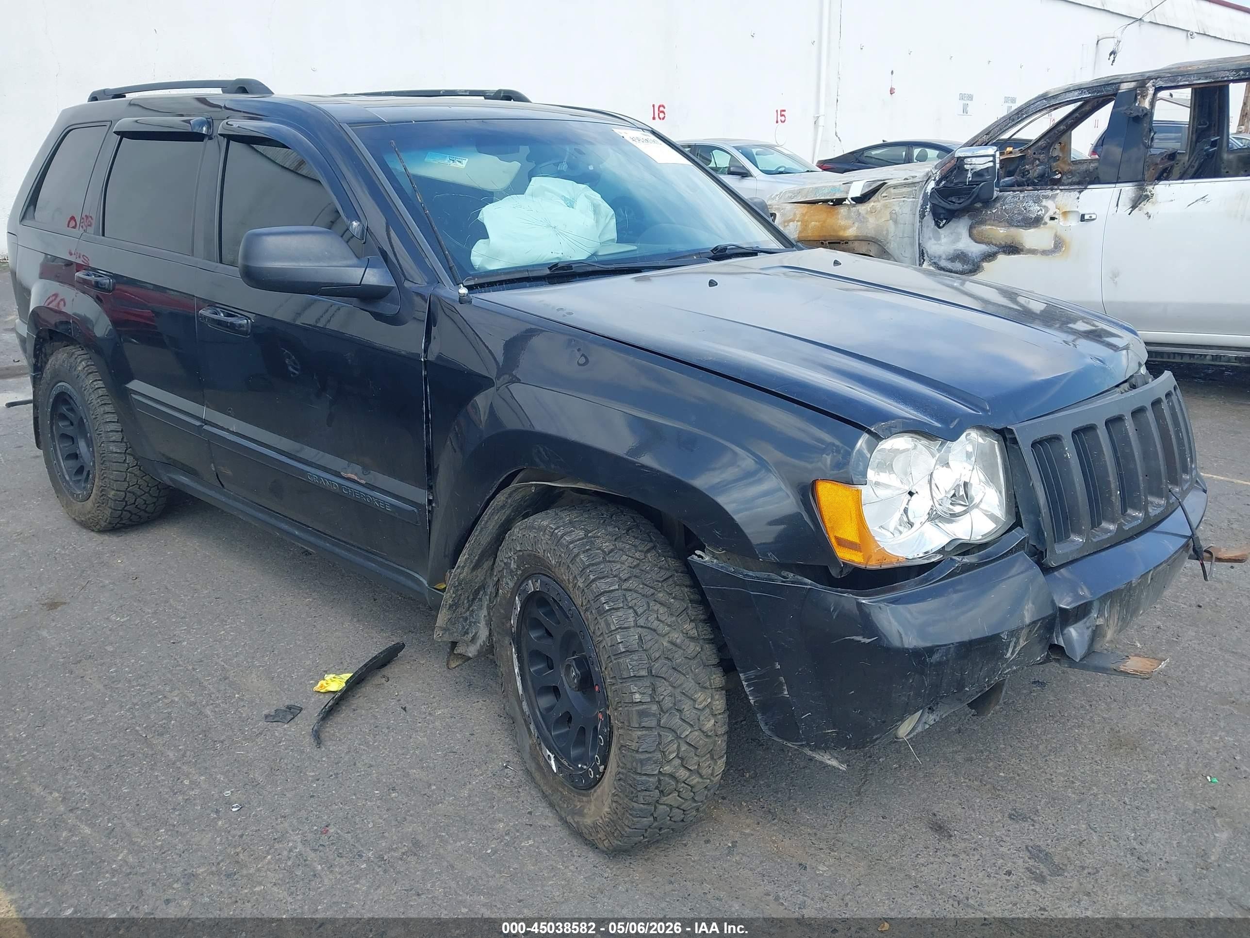 2009 Jeep Grand Cherokee Laredo Black vin: 1J8GR48K69C555797