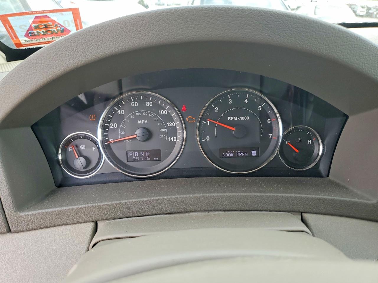 2008 Jeep Grand Cherokee Laredo White vin: 1J8GR48K78C104358