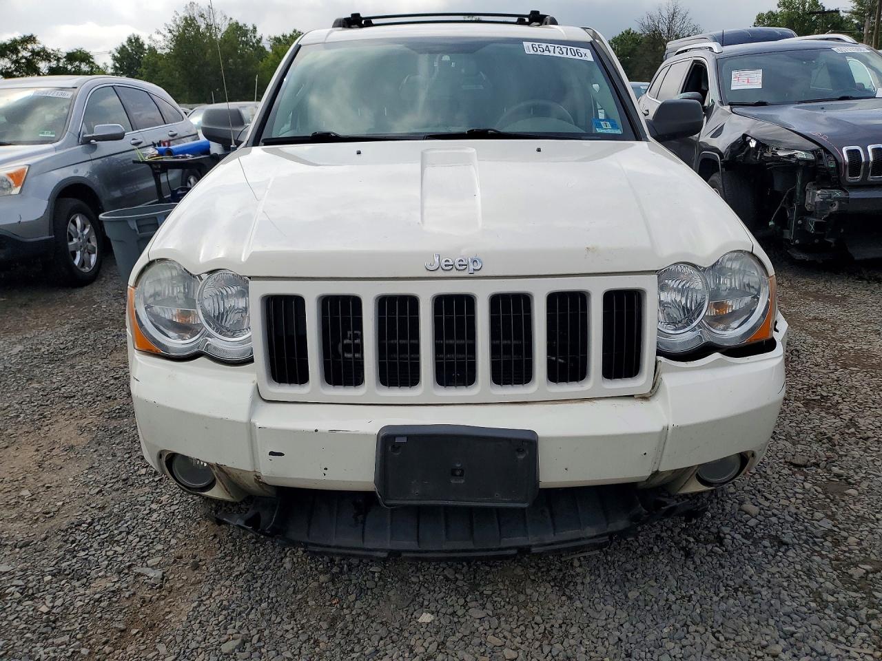 2008 Jeep Grand Cherokee Laredo White vin: 1J8GR48K78C104358