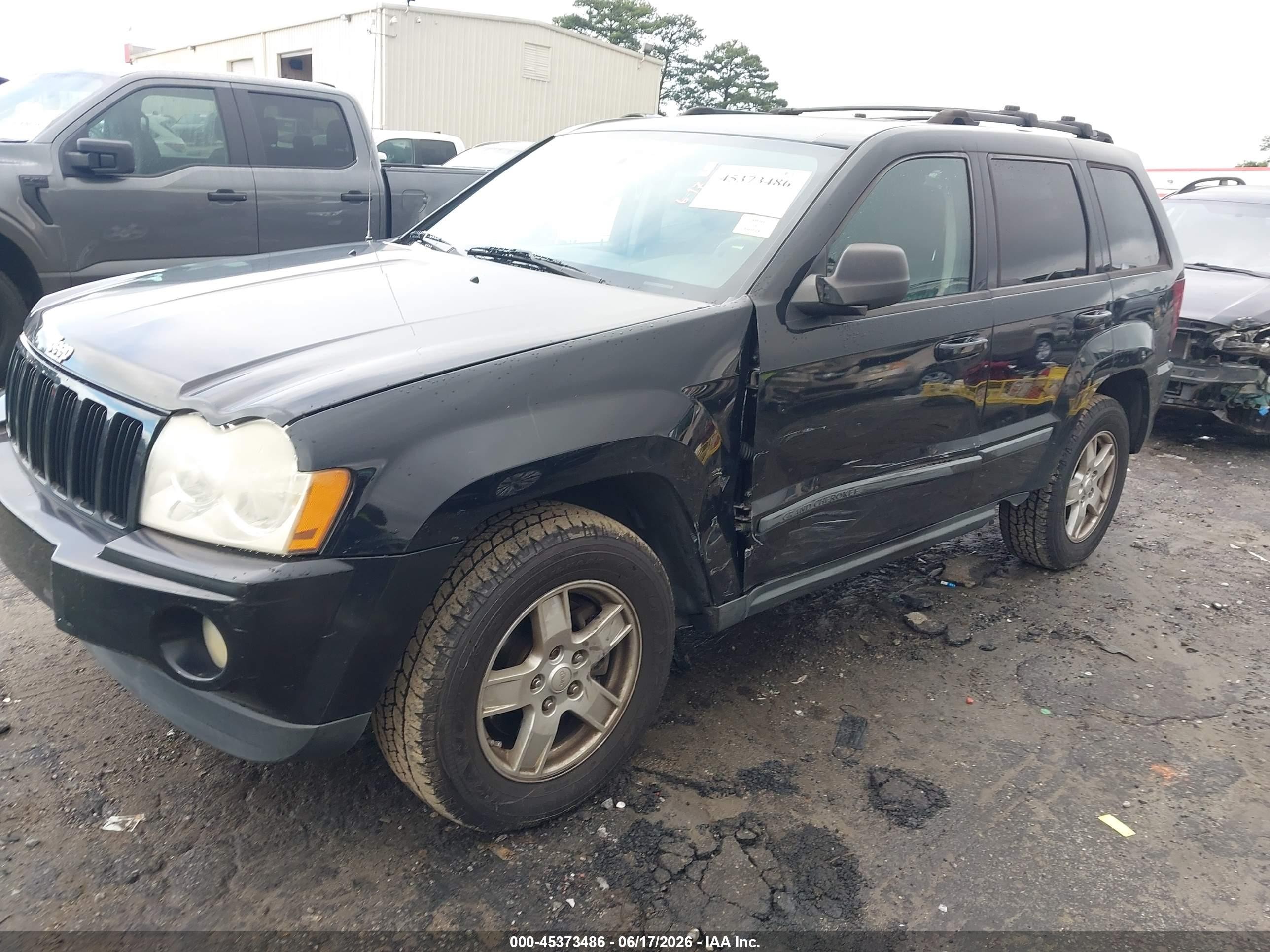 2007 Jeep Grand Cherokee Laredo Black vin: 1J8GR48K87C577099