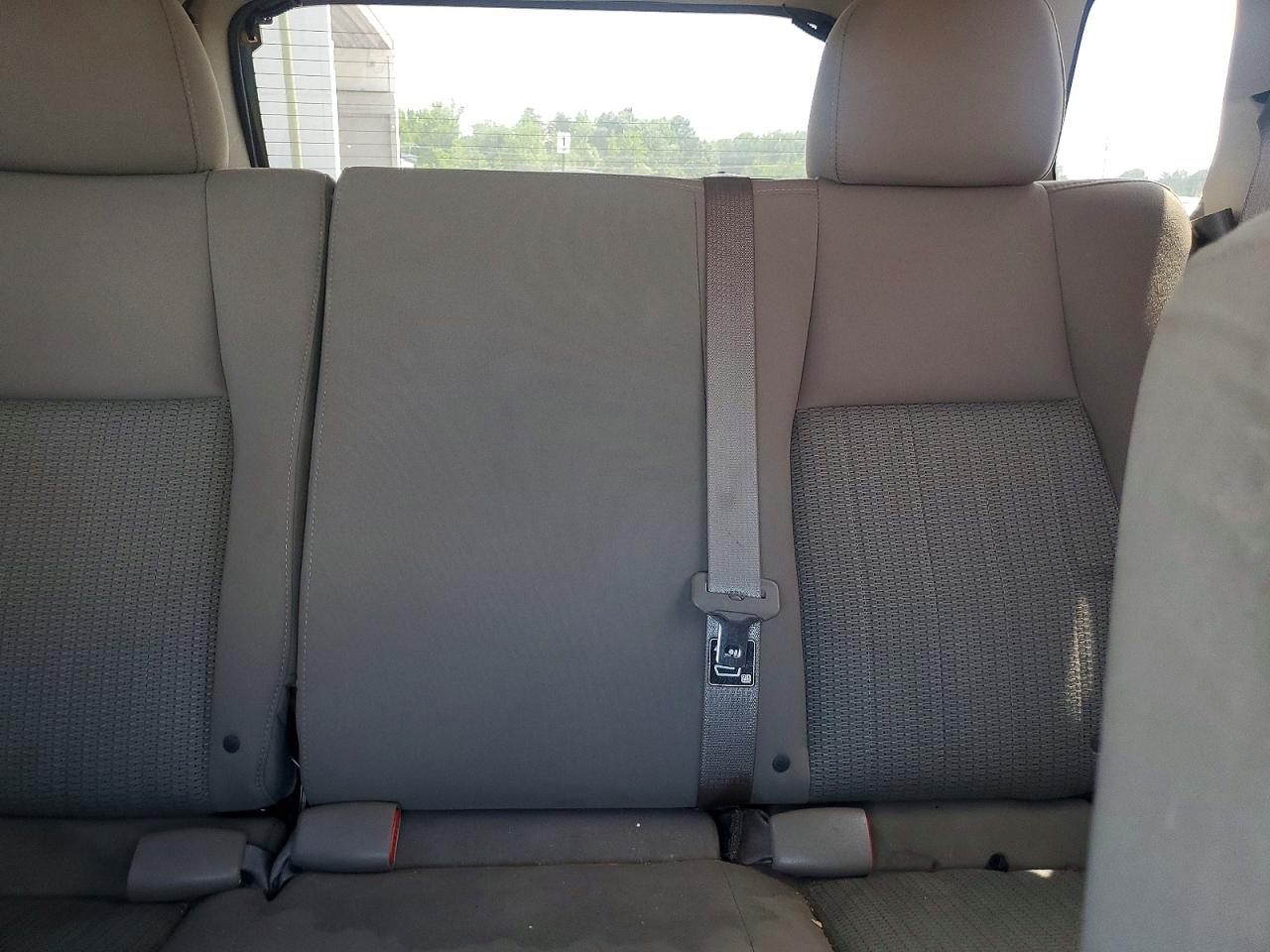 2007 Jeep Grand Cherokee Laredo Silver vin: 1J8GR48K87C579516