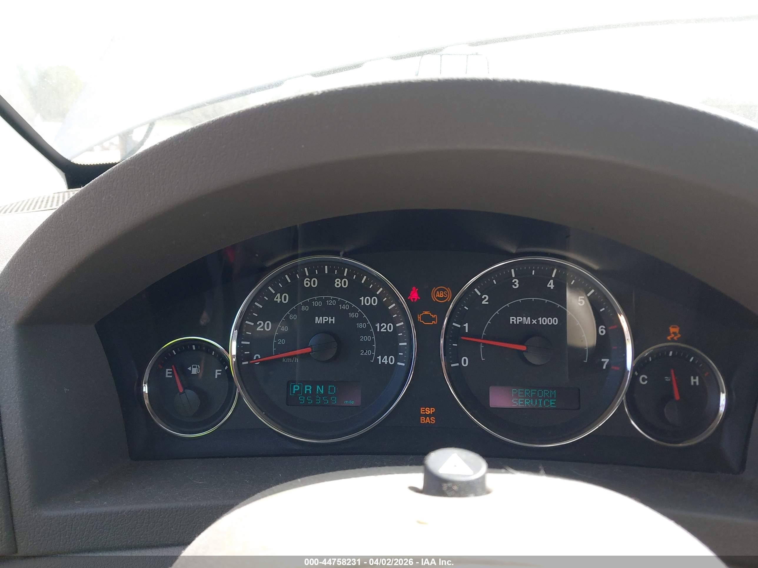 2007 Jeep Grand Cherokee Laredo Silver vin: 1J8GR48K87C618802