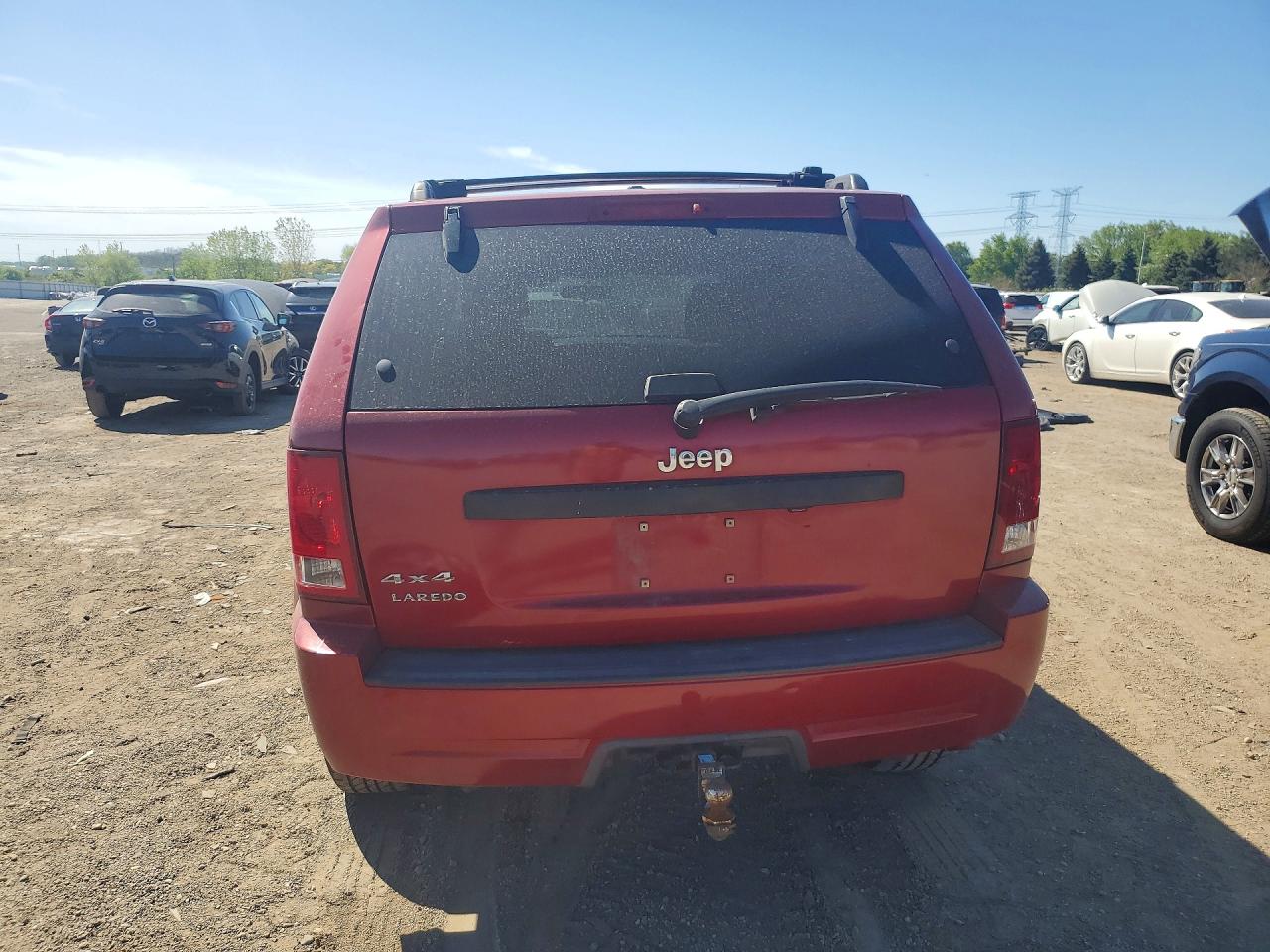 2009 Jeep Grand Cherokee Laredo Red vin: 1J8GR48K89C546342