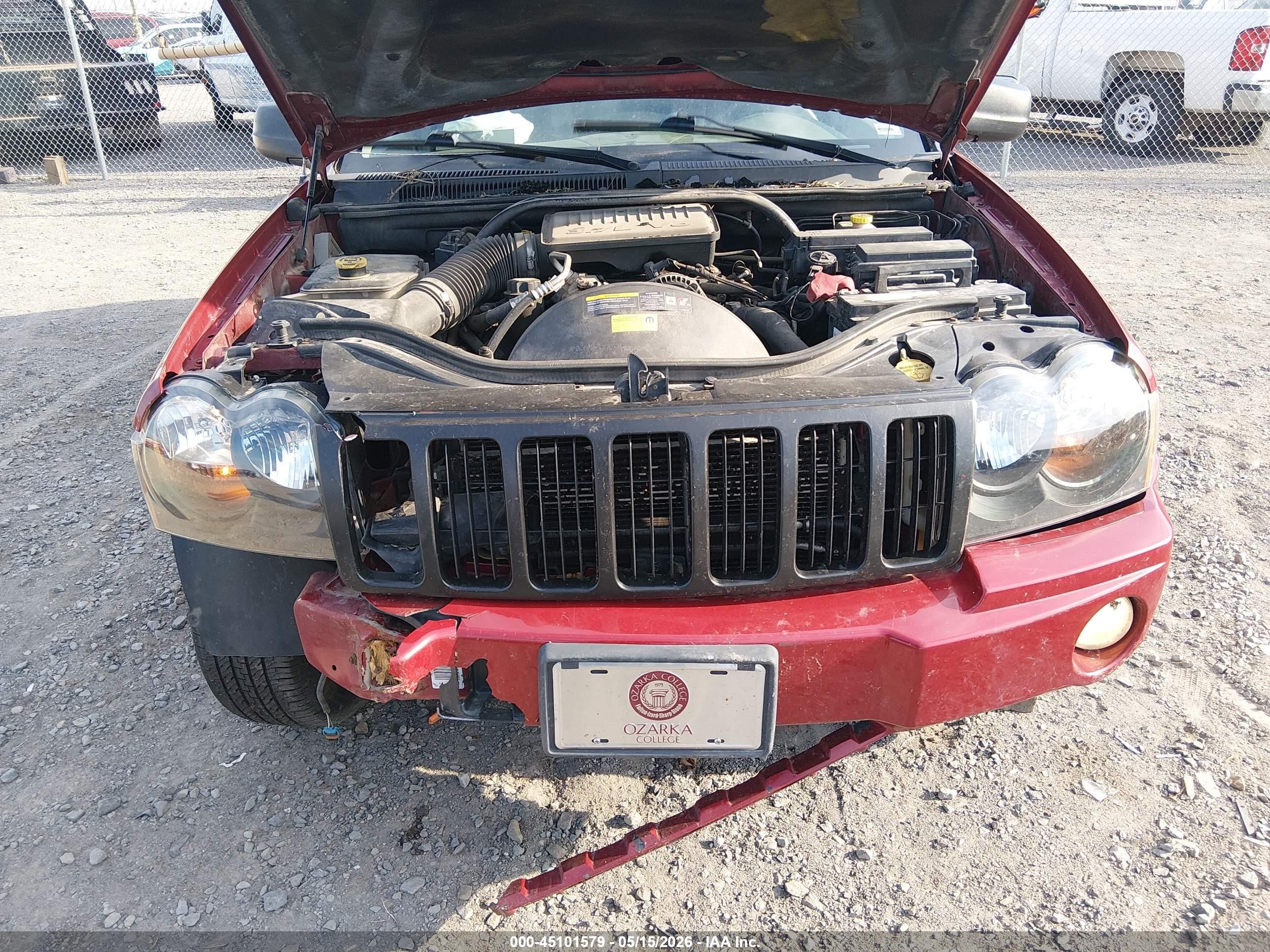 2006 Jeep Grand Cherokee Laredo Burgundy vin: 1J8GR48K96C294919
