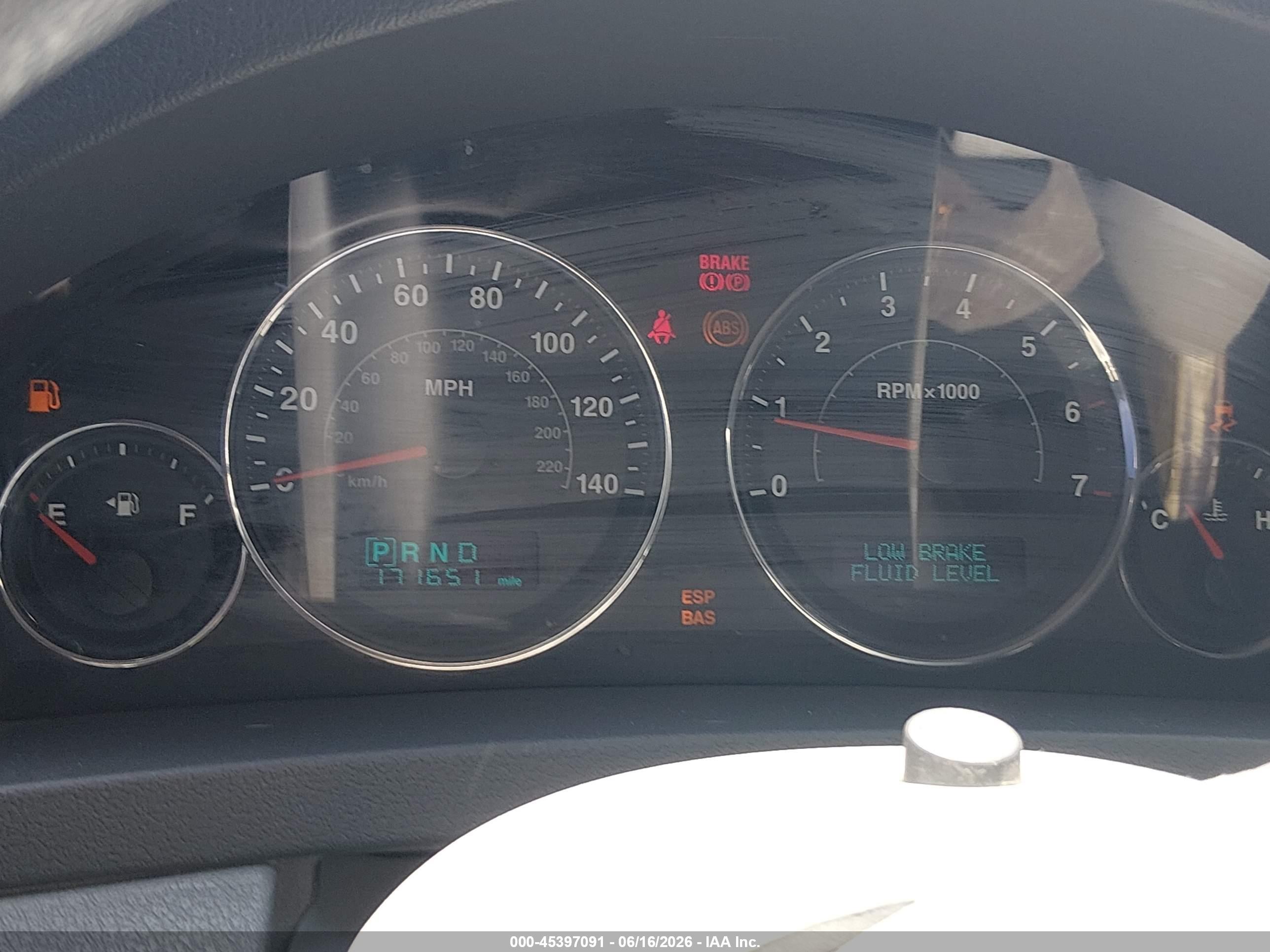 2007 Jeep Grand Cherokee Laredo Серебряный vin: 1J8GR48K97C613060