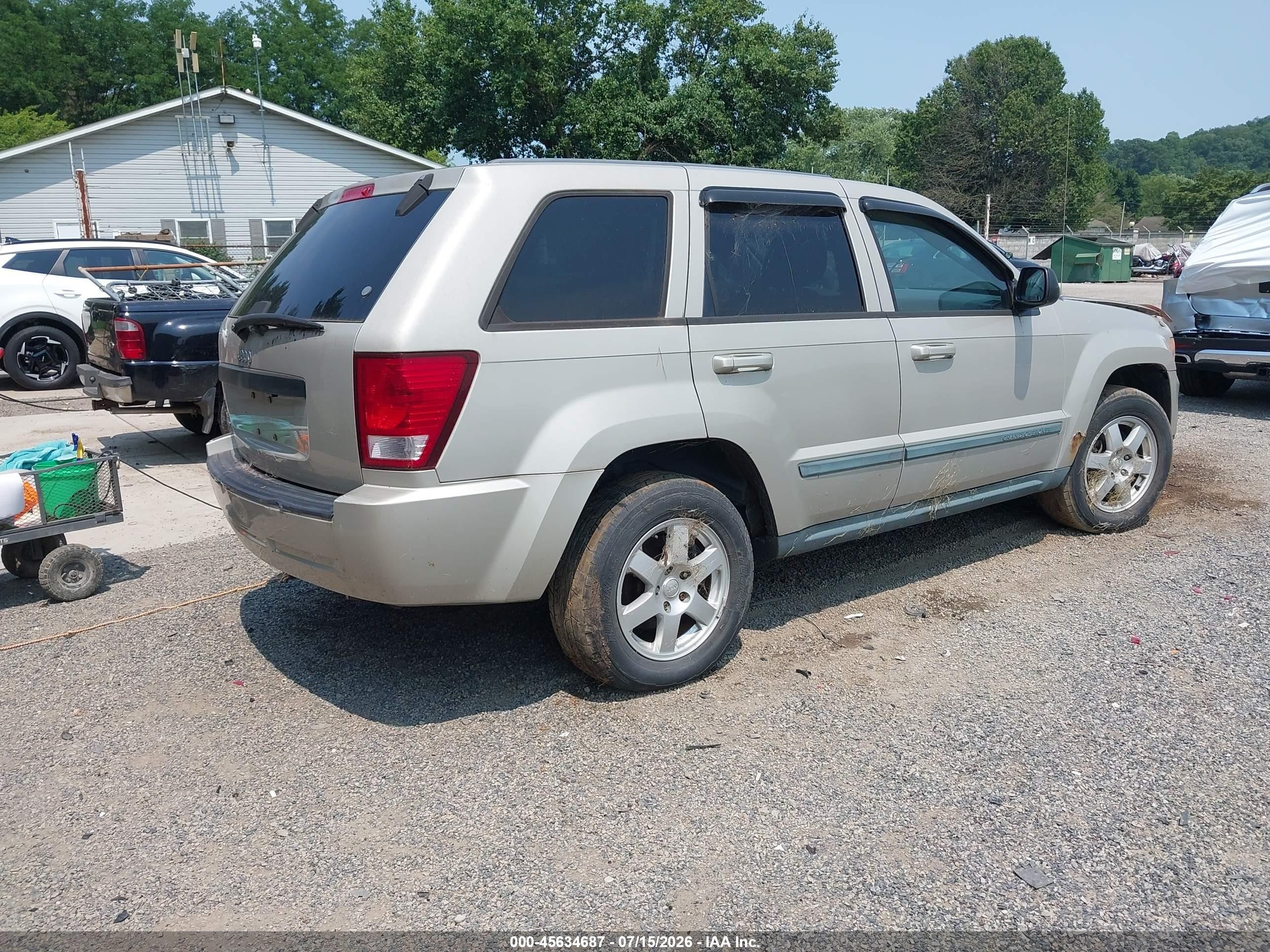 2008 Jeep Grand Cherokee Laredo Tan vin: 1J8GR48K98C118326