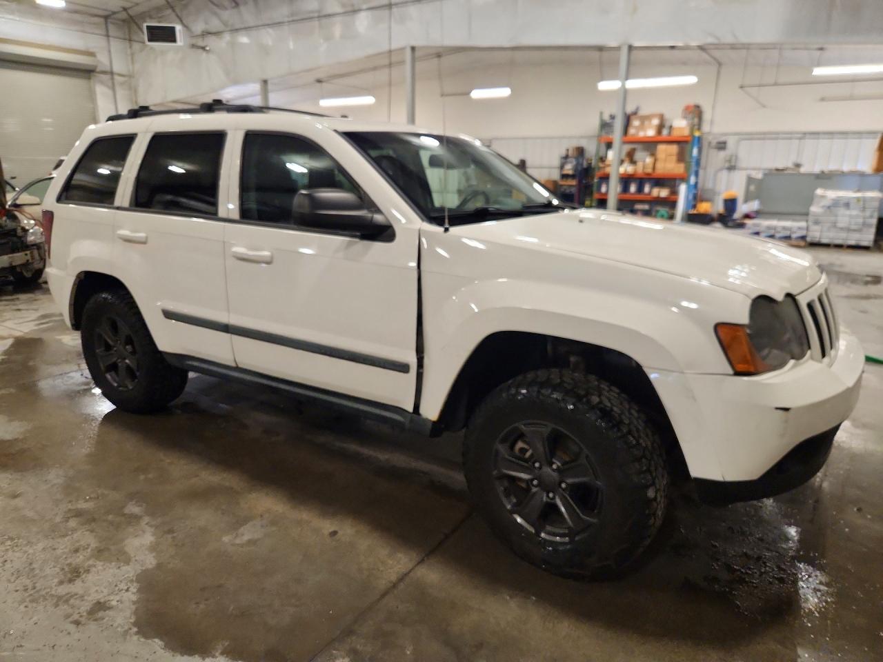 2008 Jeep Grand Cherokee Laredo White vin: 1J8GR48K98C190272