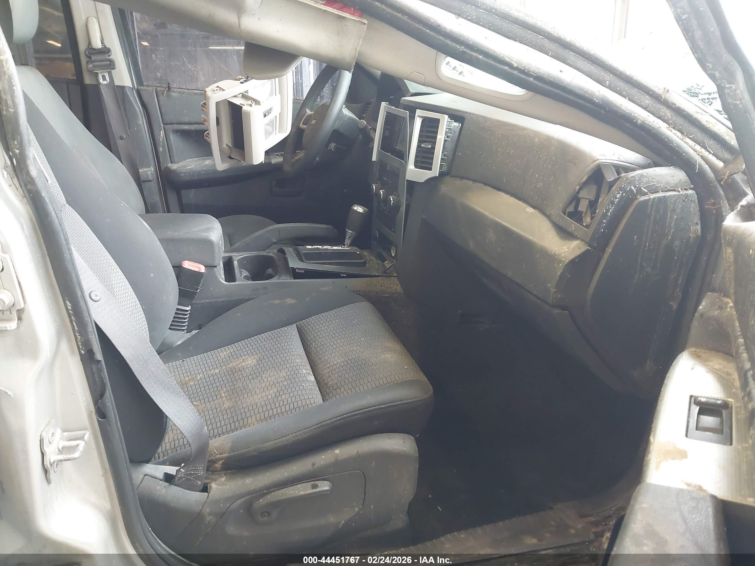 2008 Jeep Grand Cherokee Laredo Silver vin: 1J8GR48K98C247456