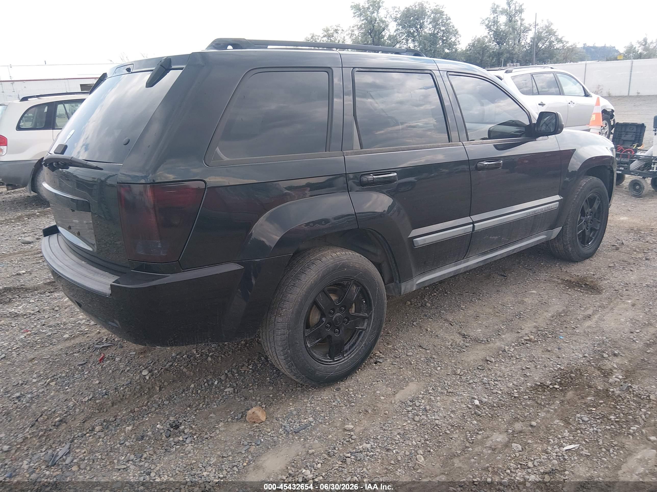 2007 Jeep Grand Cherokee Laredo Black vin: 1J8GR48KX7C561843