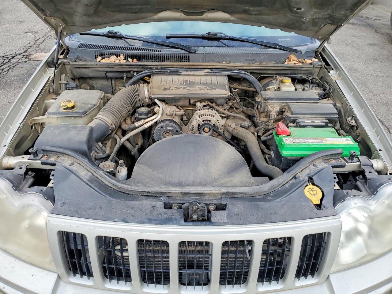 2007 Jeep Grand Cherokee Laredo Silver vin: 1J8GR48KX7C606148