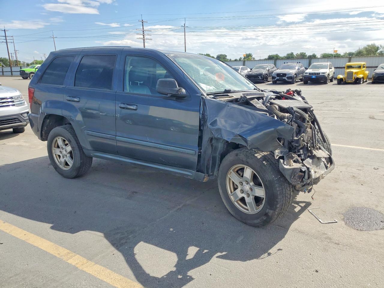 2007 Jeep Grand Cherokee Laredo Gray vin: 1J8GR48KX7C687040