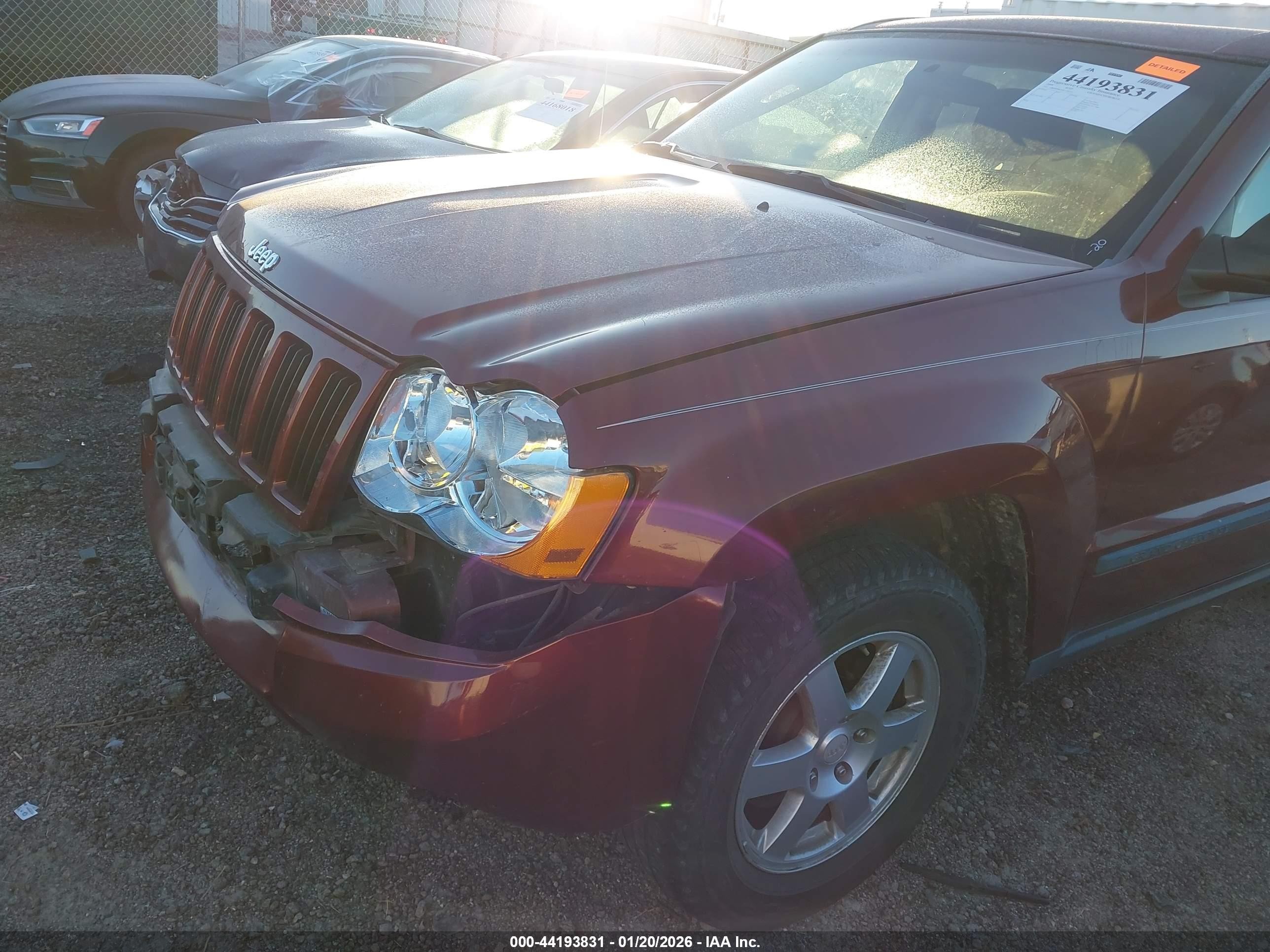 2008 Jeep Grand Cherokee Laredo Red vin: 1J8GR48KX8C176333