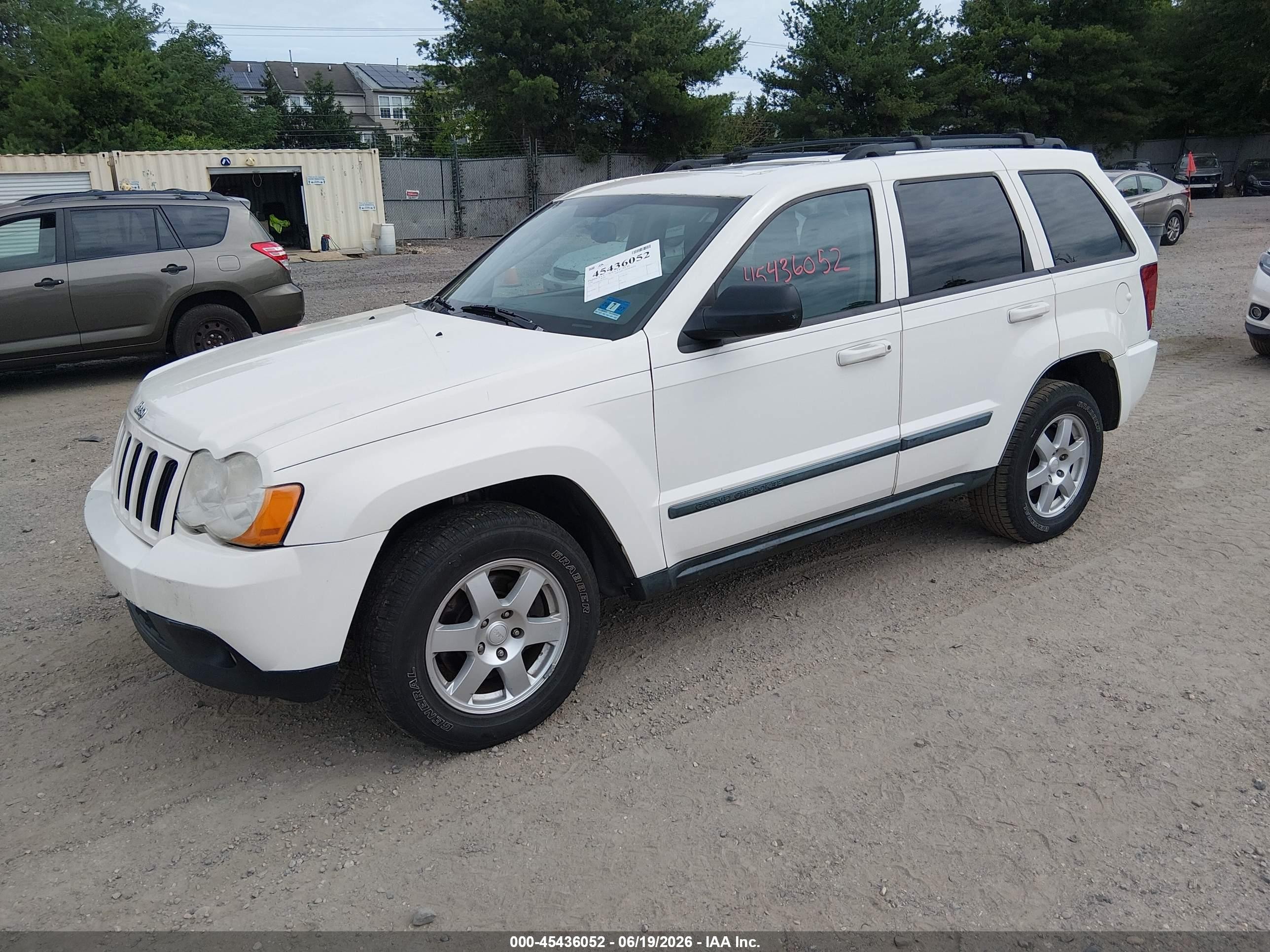 2008 Jeep Grand Cherokee Laredo White vin: 1J8GR48KX8C246414