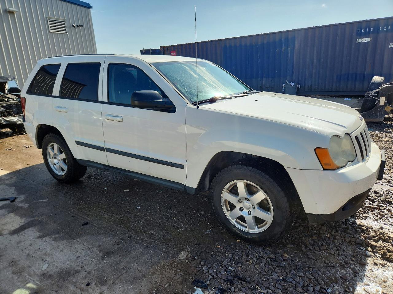 2008 Jeep Grand Cherokee Laredo Белый vin: 1J8GR48KX8C247059