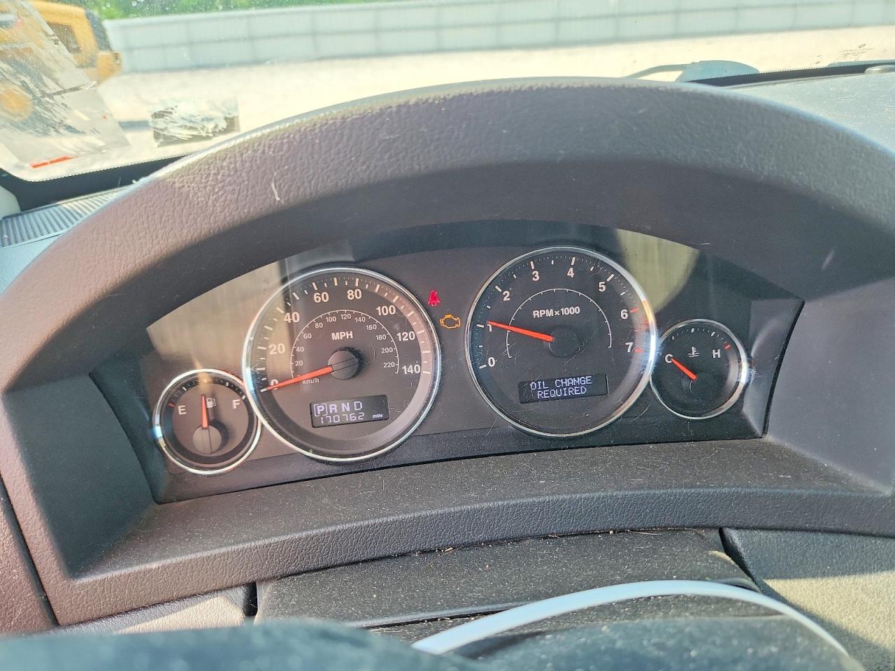 2008 Jeep Grand Cherokee Laredo Белый vin: 1J8GR48KX8C247059