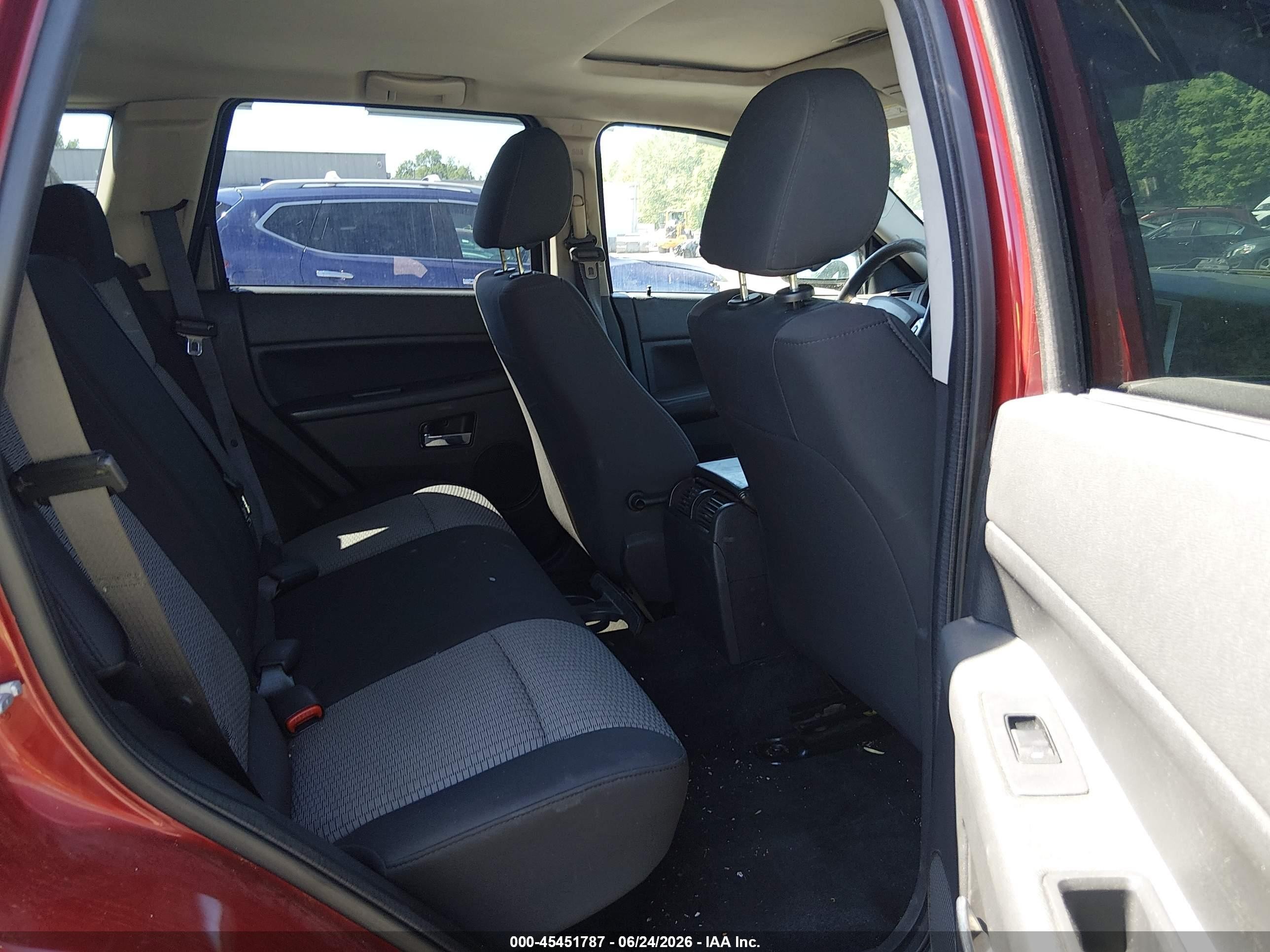 2009 Jeep Grand Cherokee Laredo Red vin: 1J8GR48KX9C543331