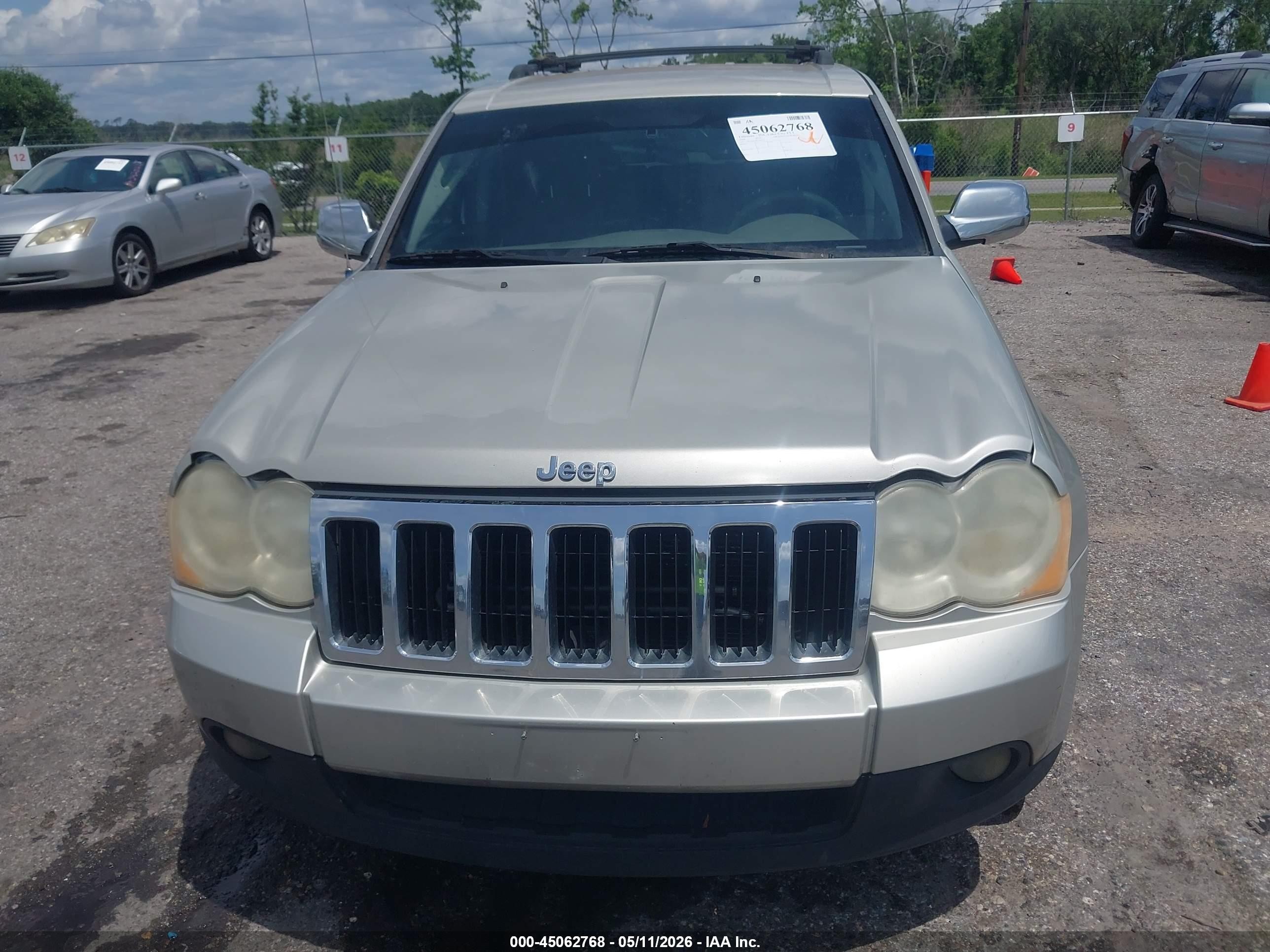 2008 Jeep Grand Cherokee Laredo Gold vin: 1J8GS48K08C104979