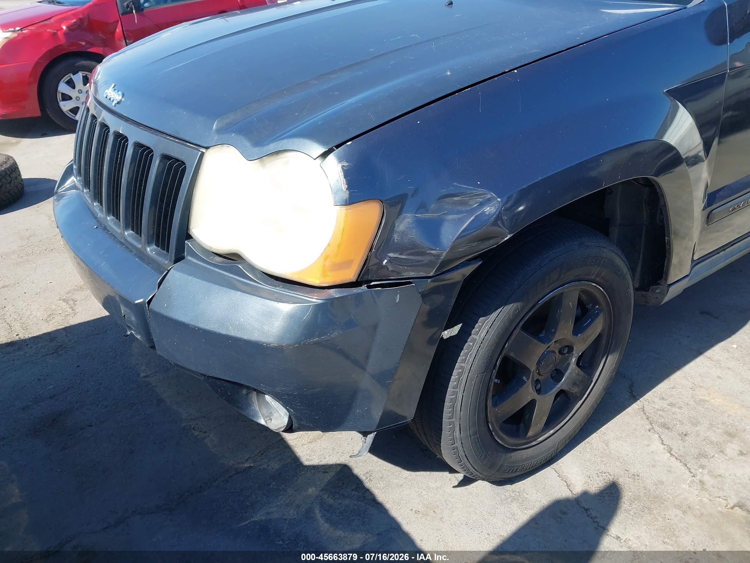 2008 Jeep Grand Cherokee Laredo Gray vin: 1J8GS48K08C109468