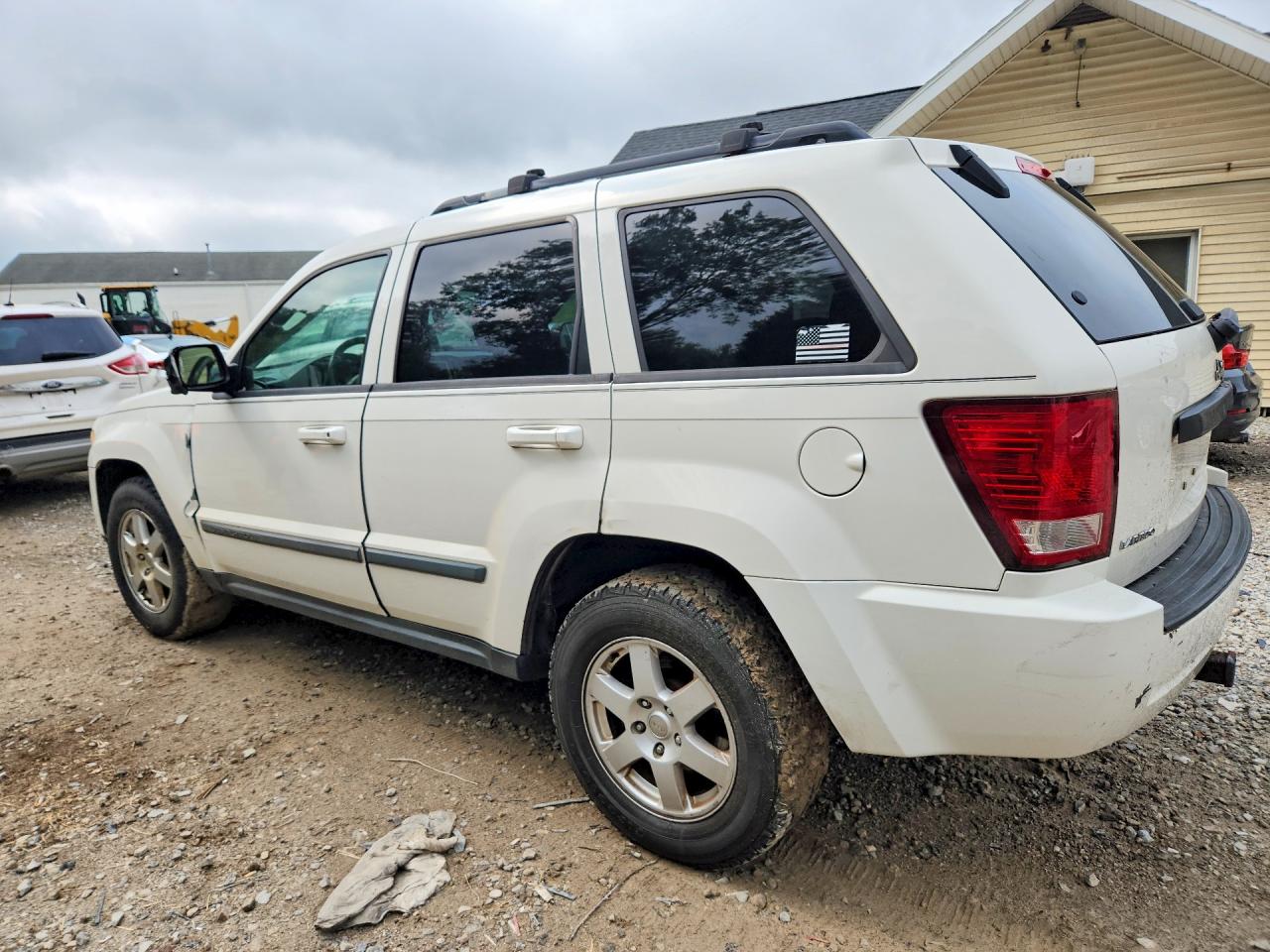 2009 Jeep Grand Cherokee Laredo White vin: 1J8GS48K09C520998