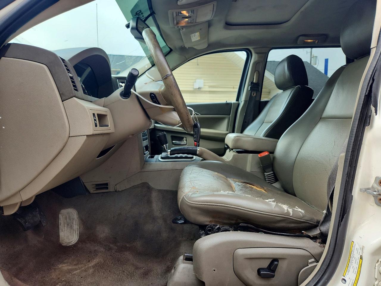 2009 Jeep Grand Cherokee Laredo White vin: 1J8GS48K09C520998
