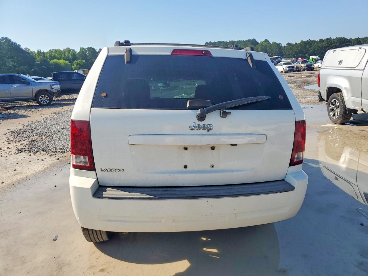 2006 Jeep Grand Cherokee Laredo White vin: 1J8GS48K16C310504